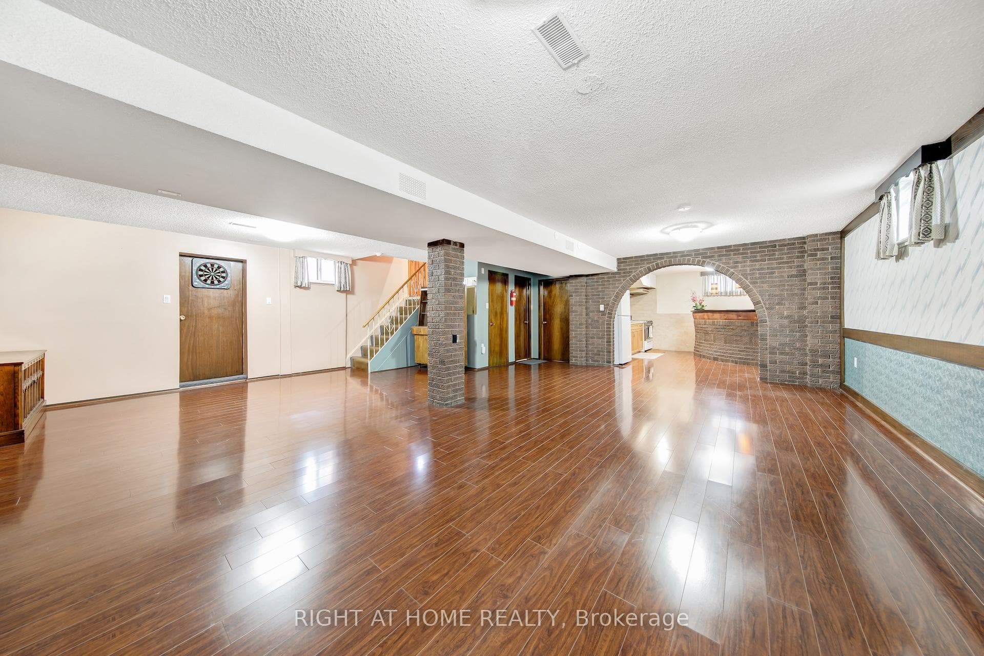 234 Maple Leaf Drive photo 24