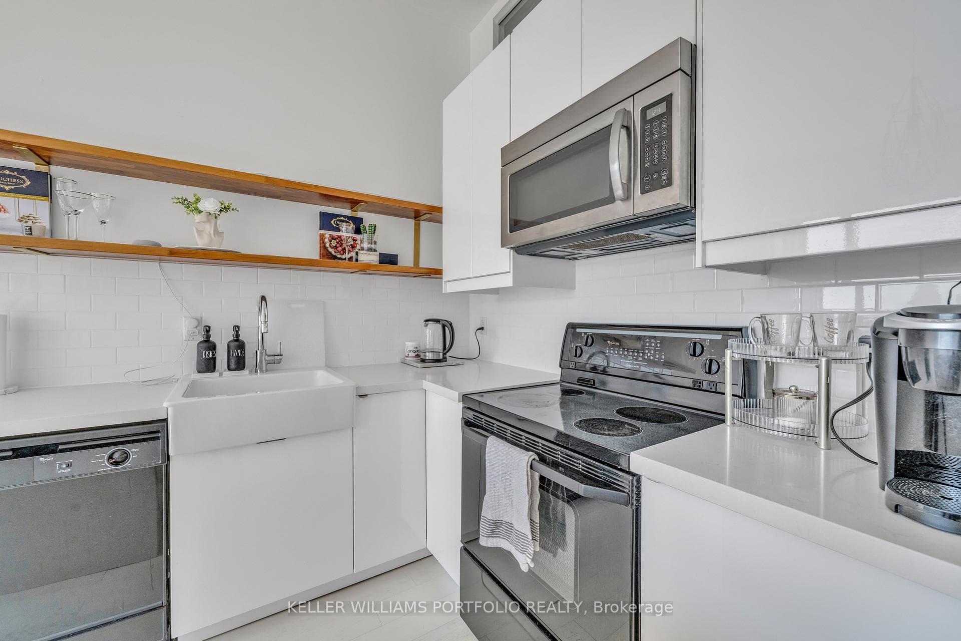 700 King Street Unit 1015 photo 10