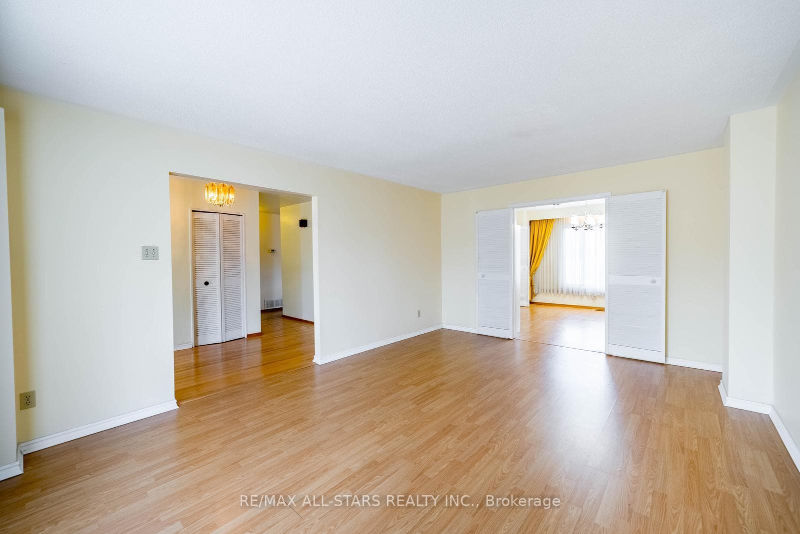 57 Gloxinia Crescent photo 10