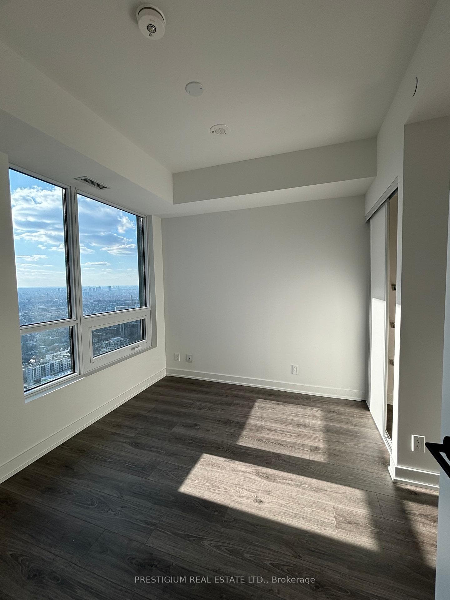 108 Peter Street Unit 5011 photo 18