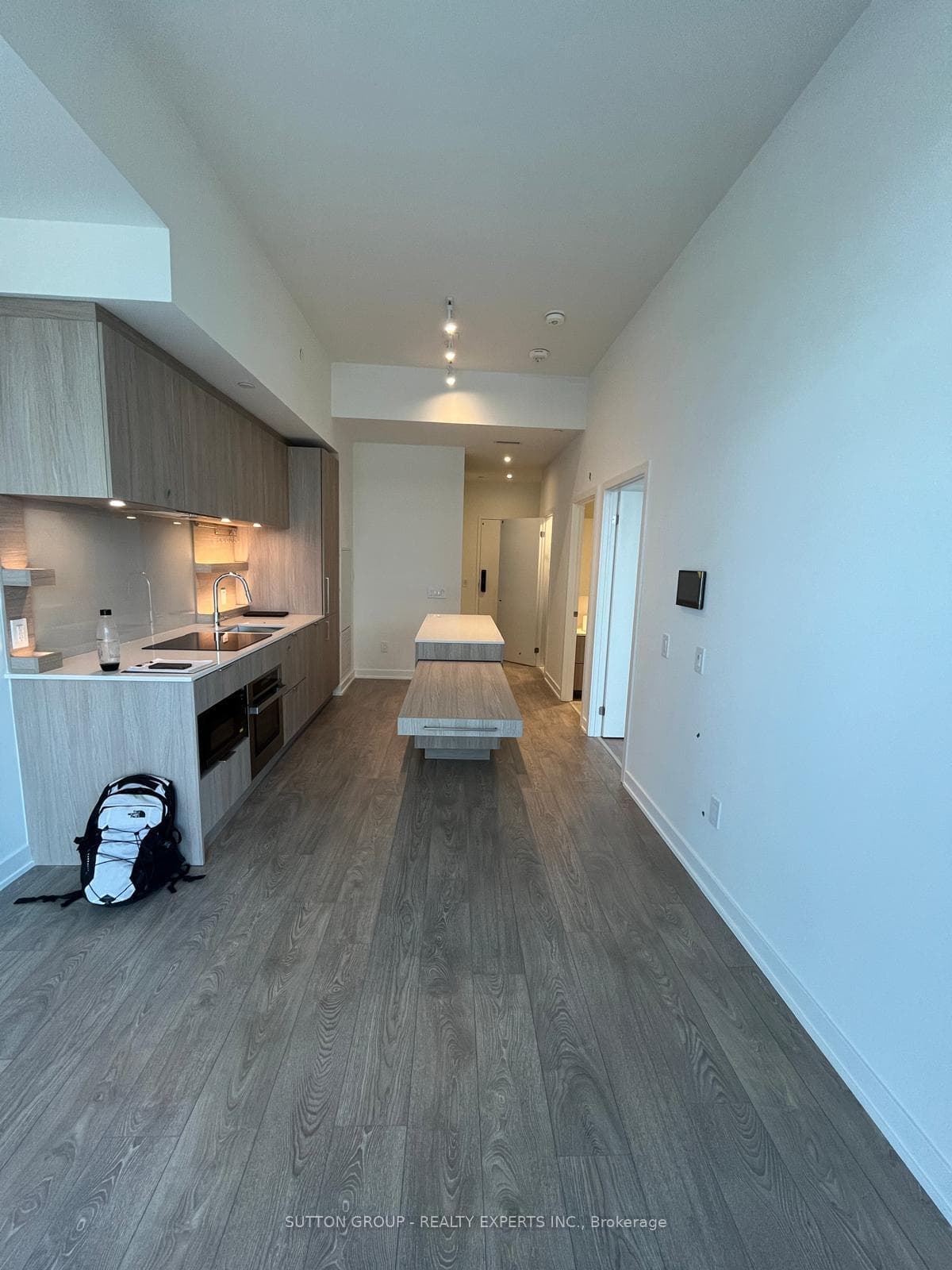 28 Ann Street Unit 810 photo 7