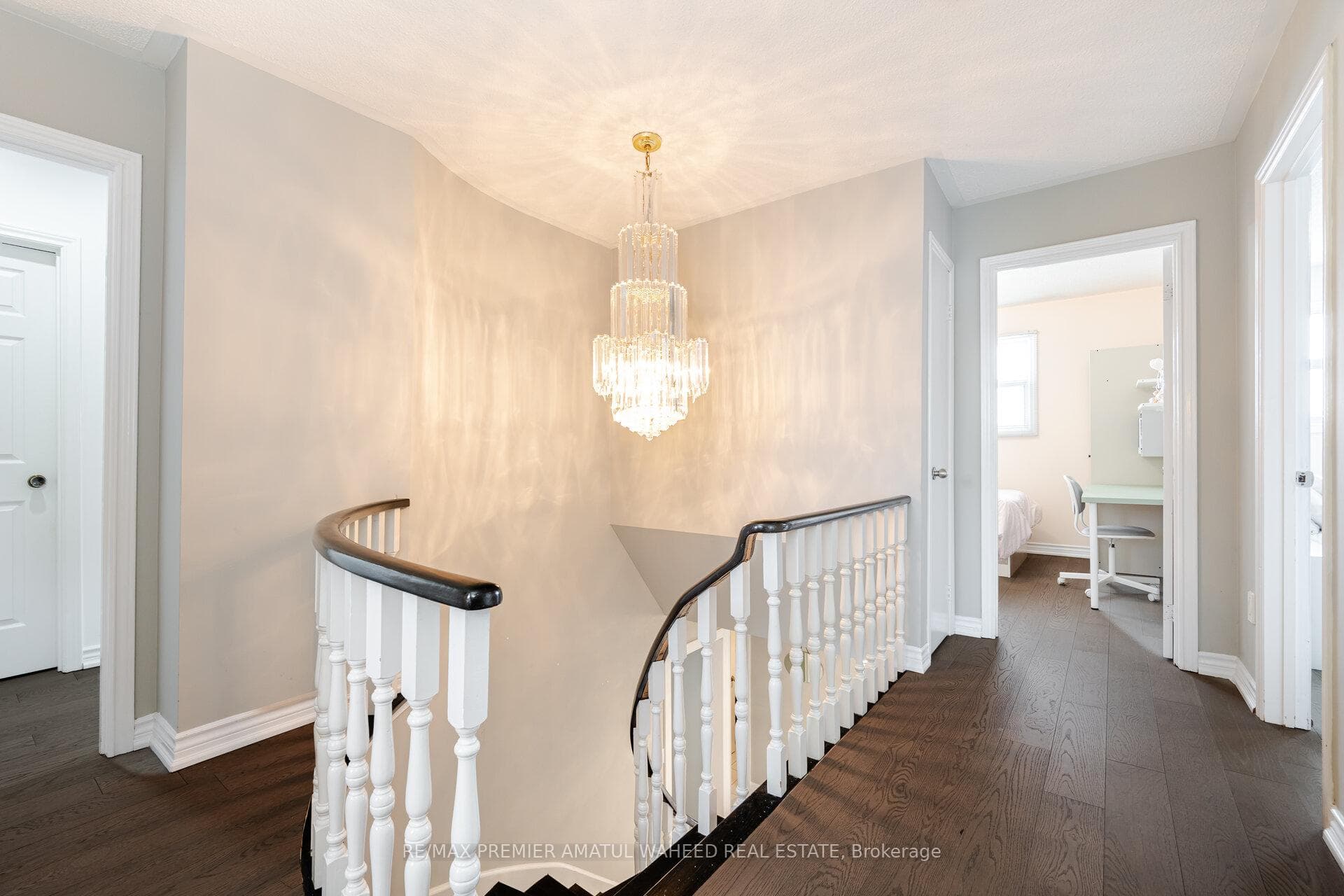 166 Killian Road photo 20
