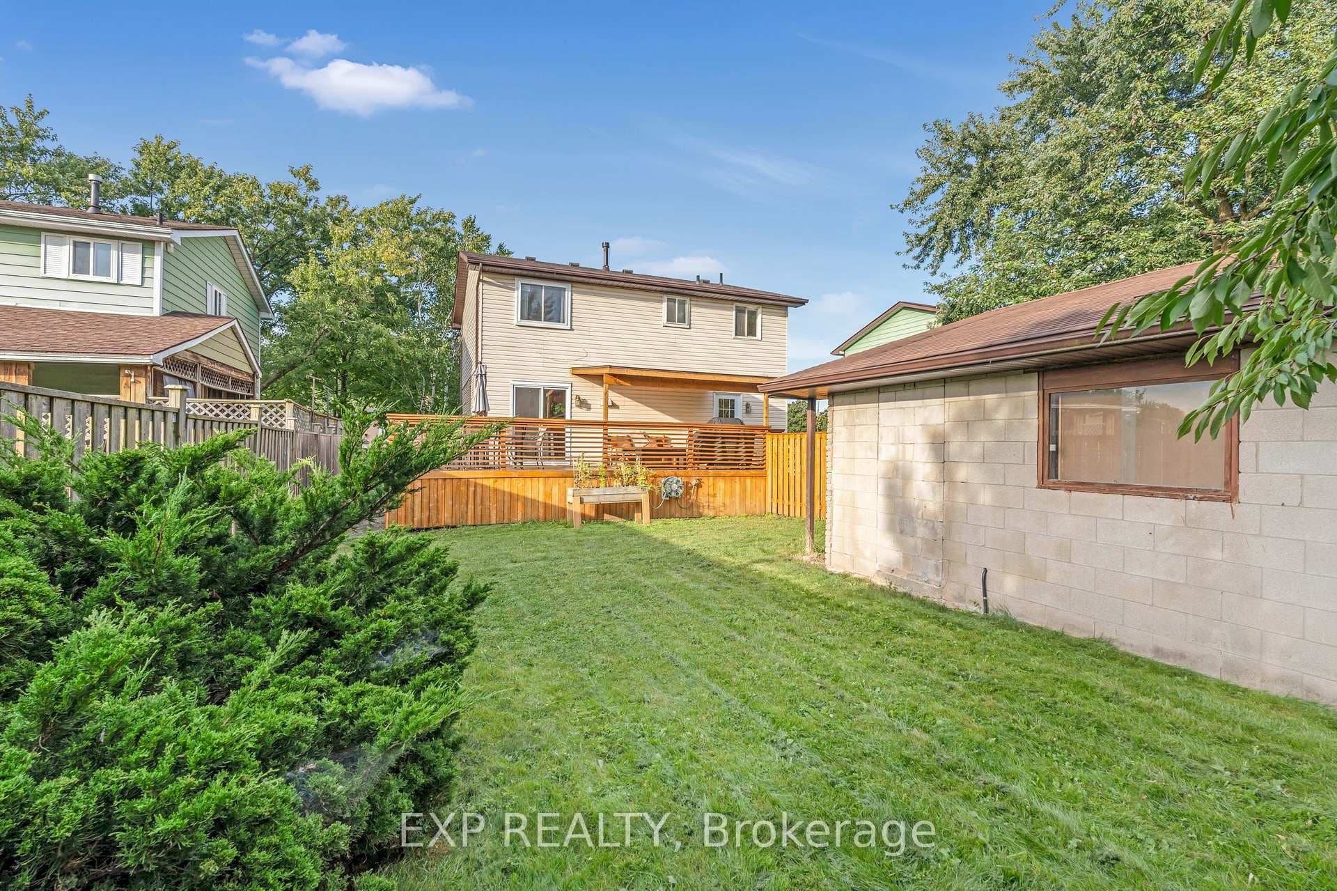88 Rand Street photo 41