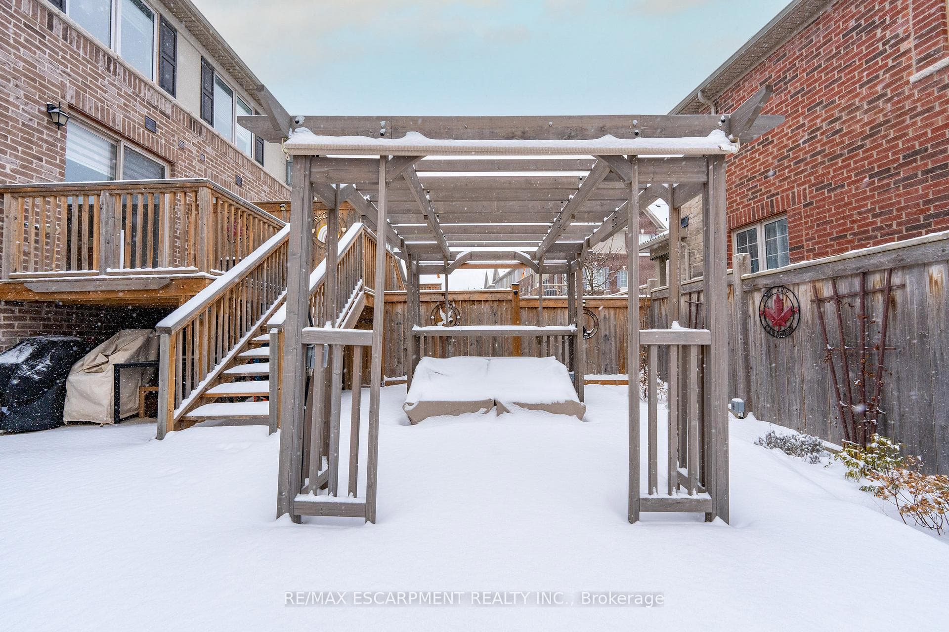 366 Threshing Mill Boulevard photo 33