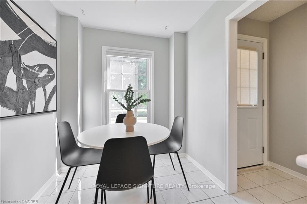2935 HEADON FOREST Drive Unit 25 photo 9
