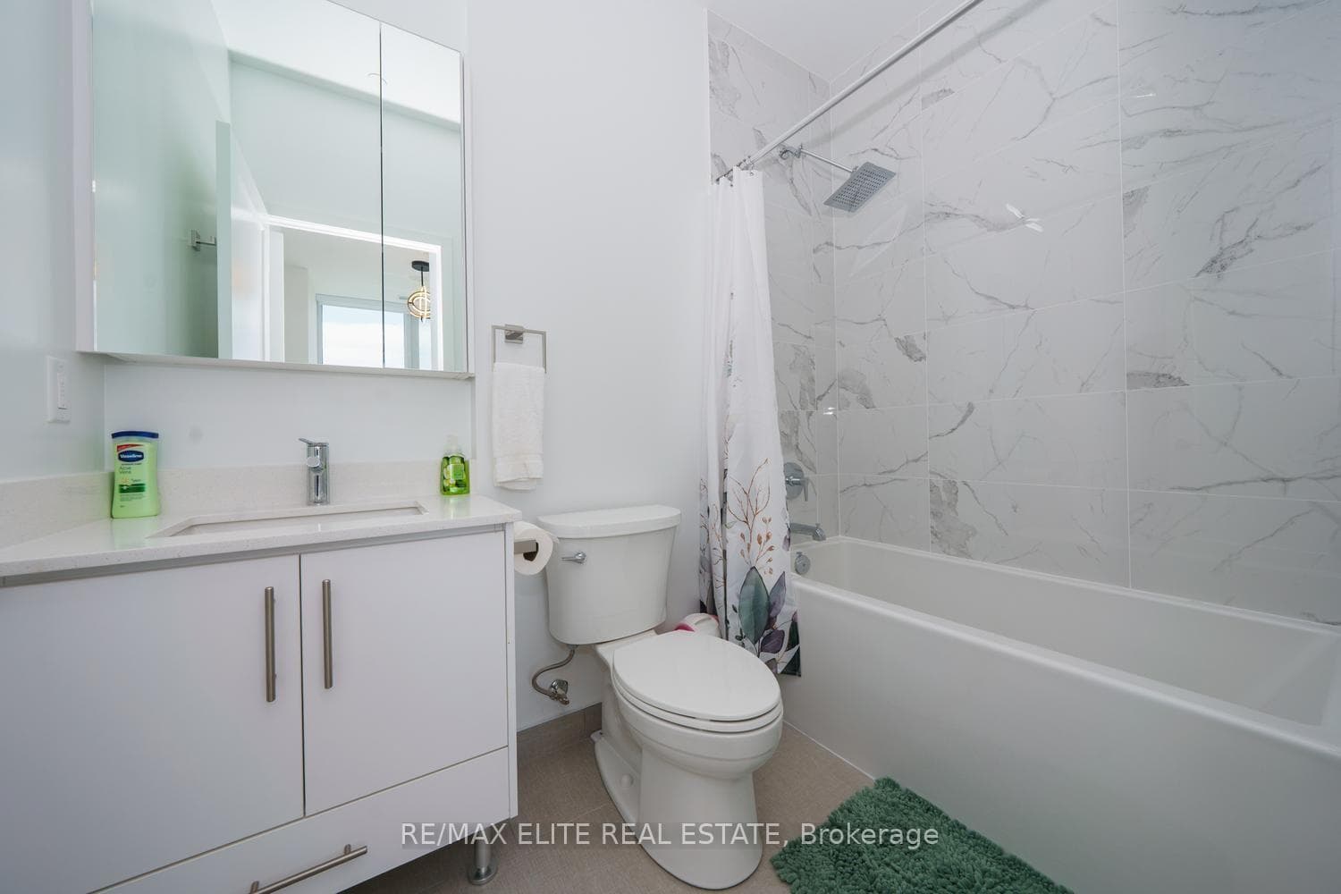 105 Oneida Crescent Unit PH 10 photo 10