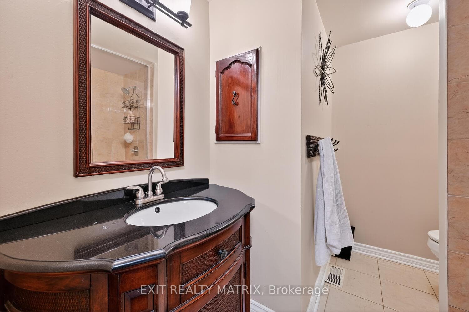 19 Mclennan Way photo 28