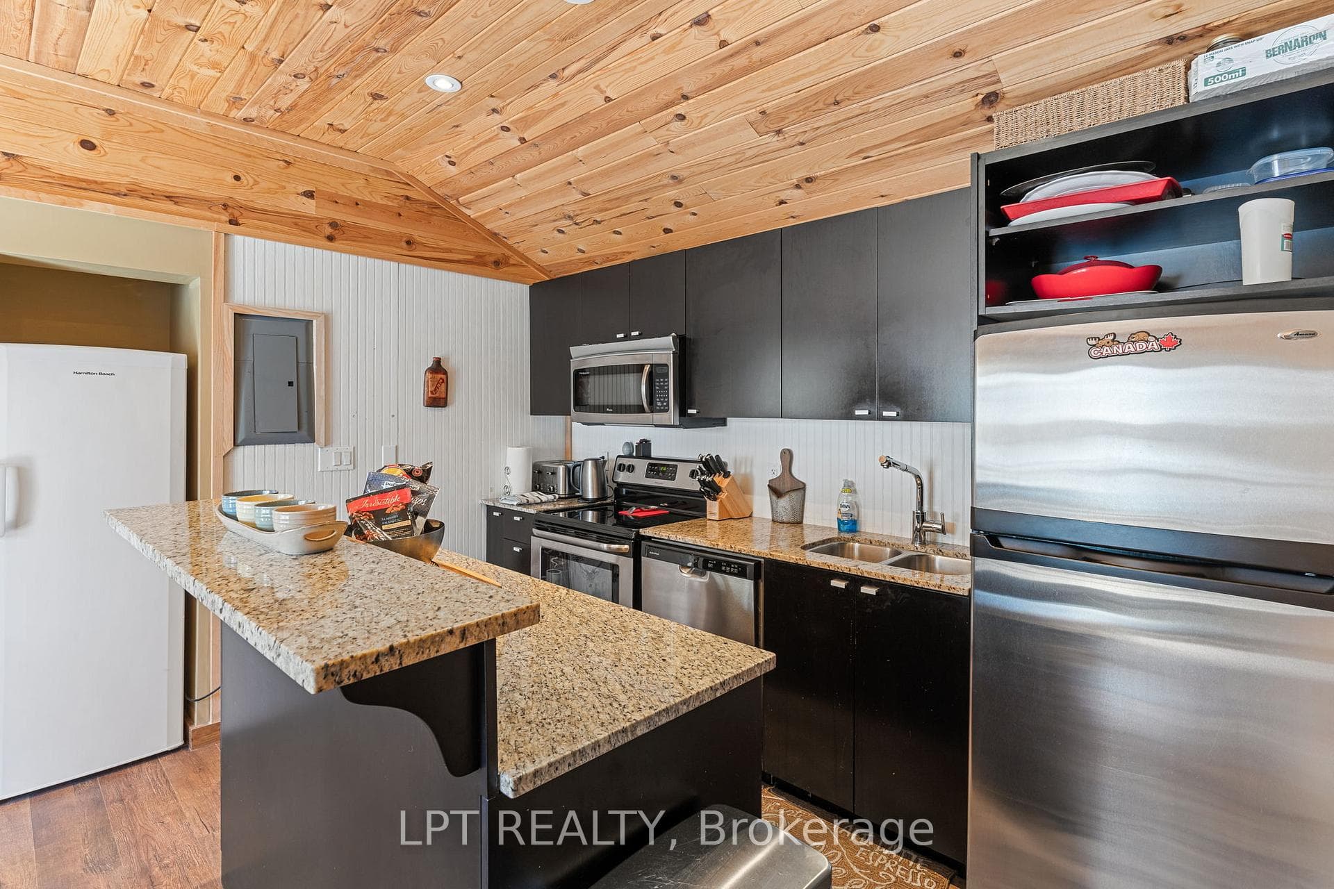 1369 Hipkiss Drive photo 21