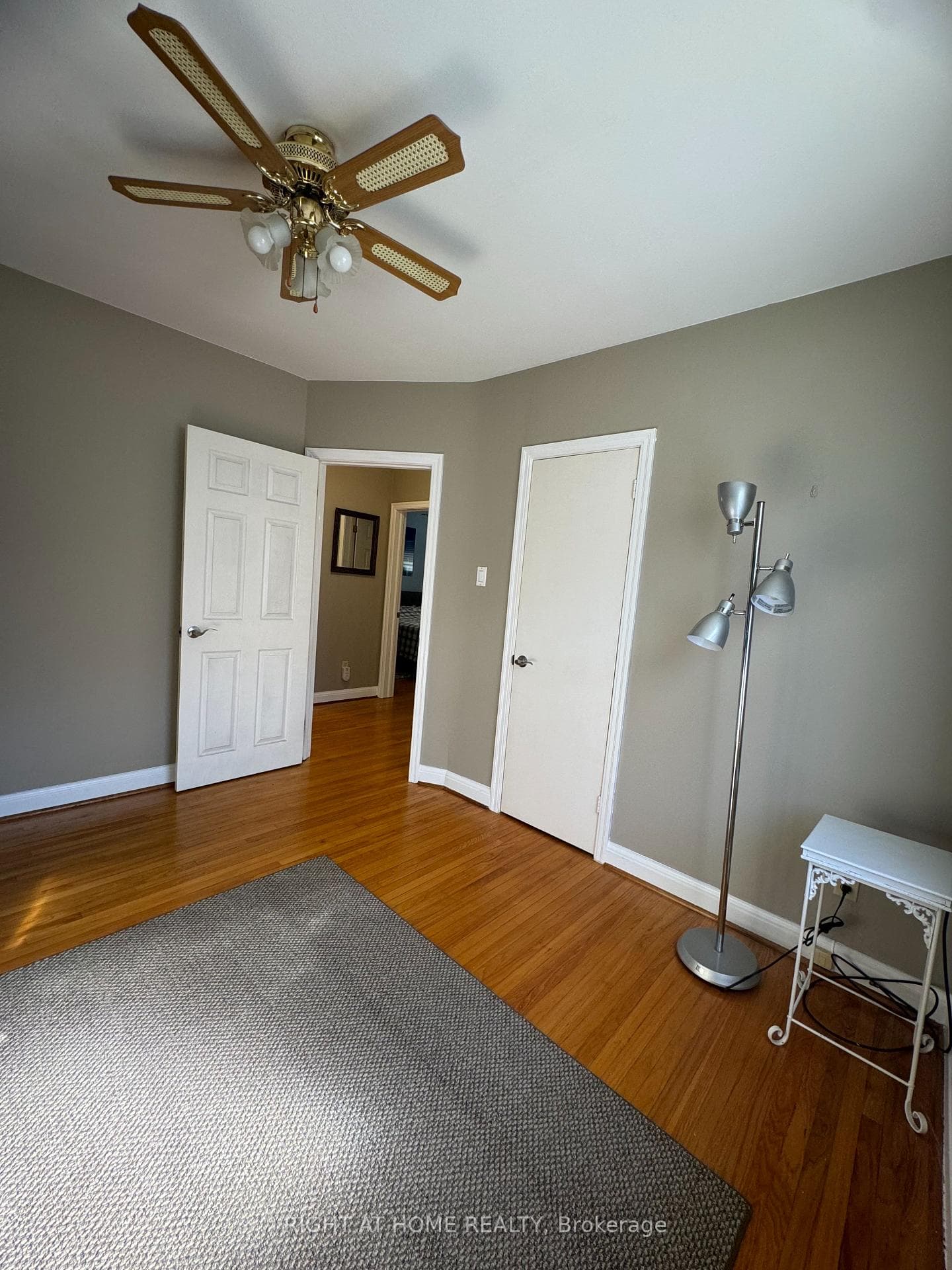 4 Waringstown Drive photo 18