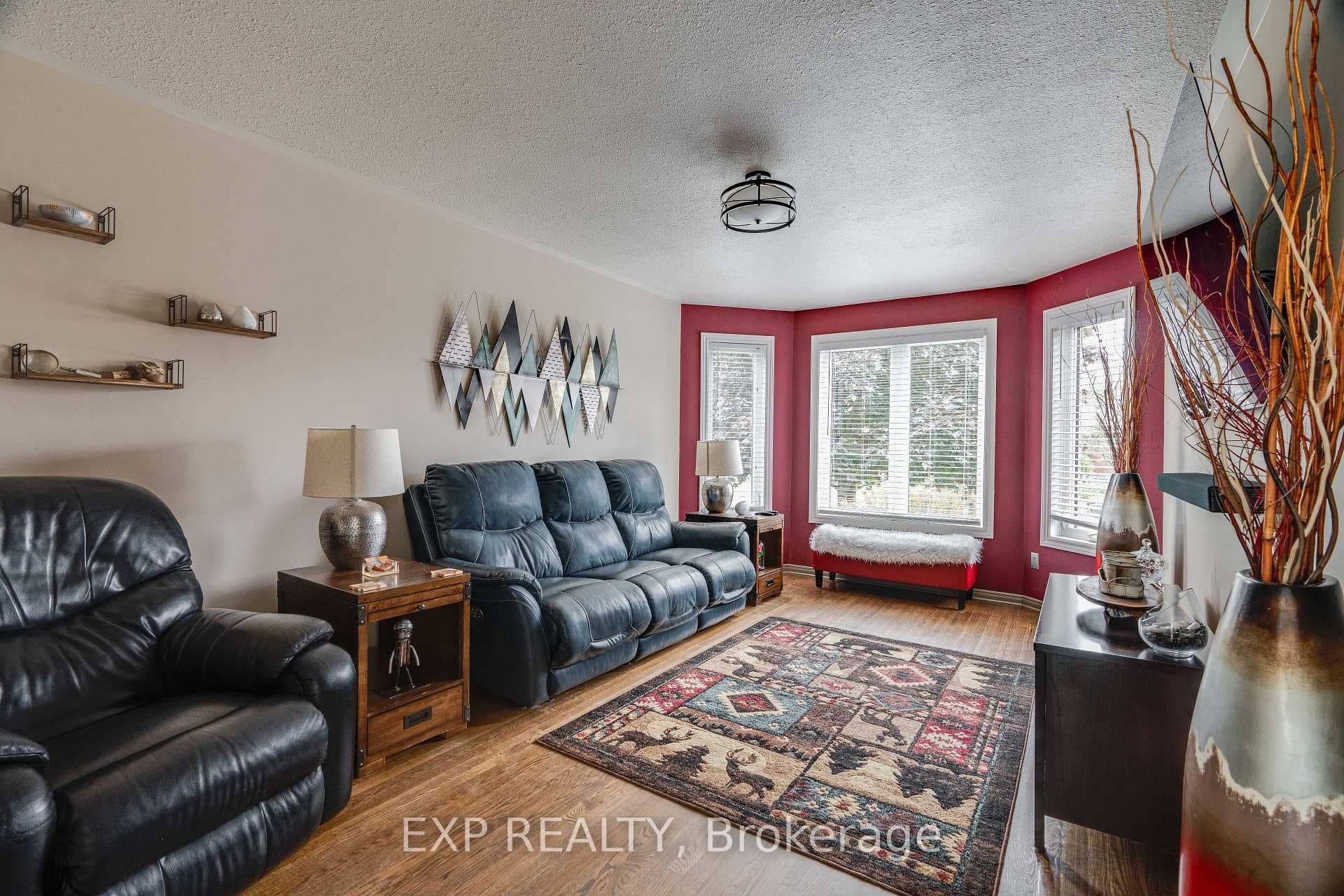 4 Primrose Drive photo 15