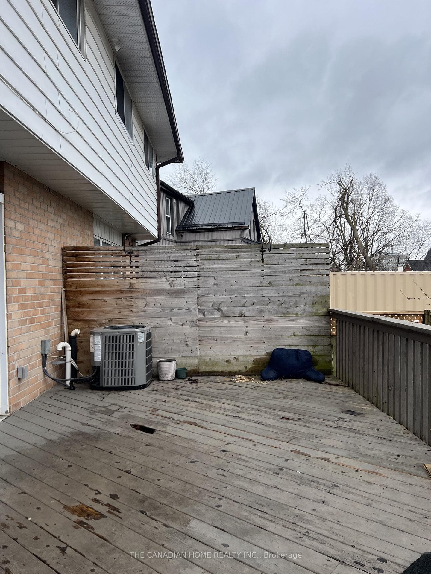 108 MULCASTER Street photo 9