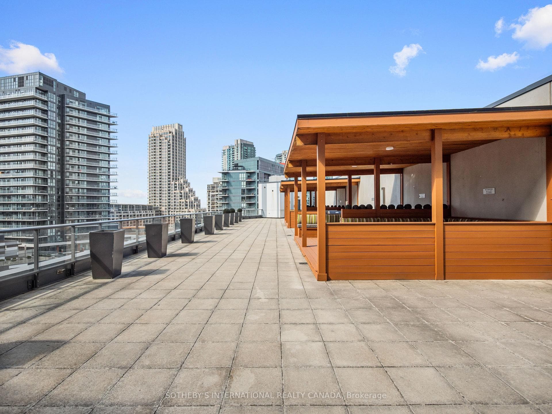 169 Fort York Boulevard Unit 630 photo 18