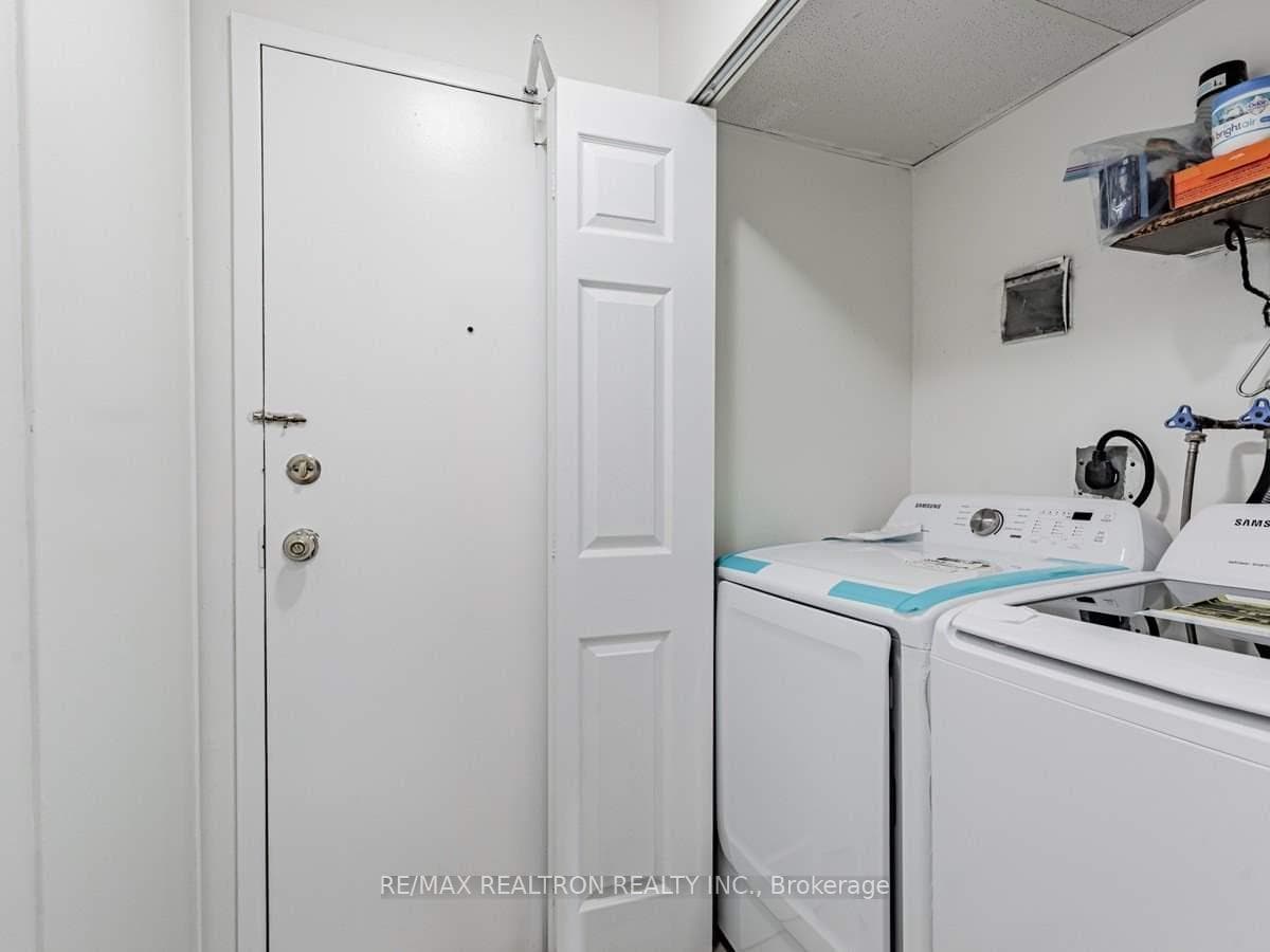 90 Ling Road Unit 1009 photo 8