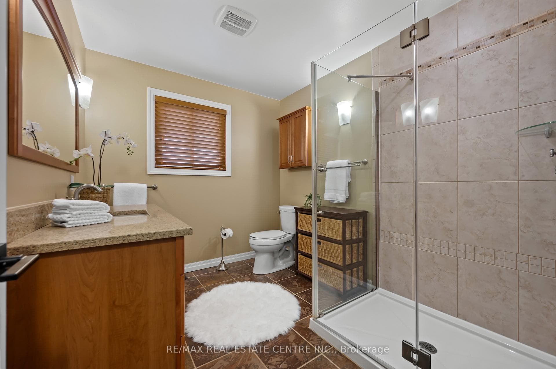 650 Champlain Boulevard photo 18