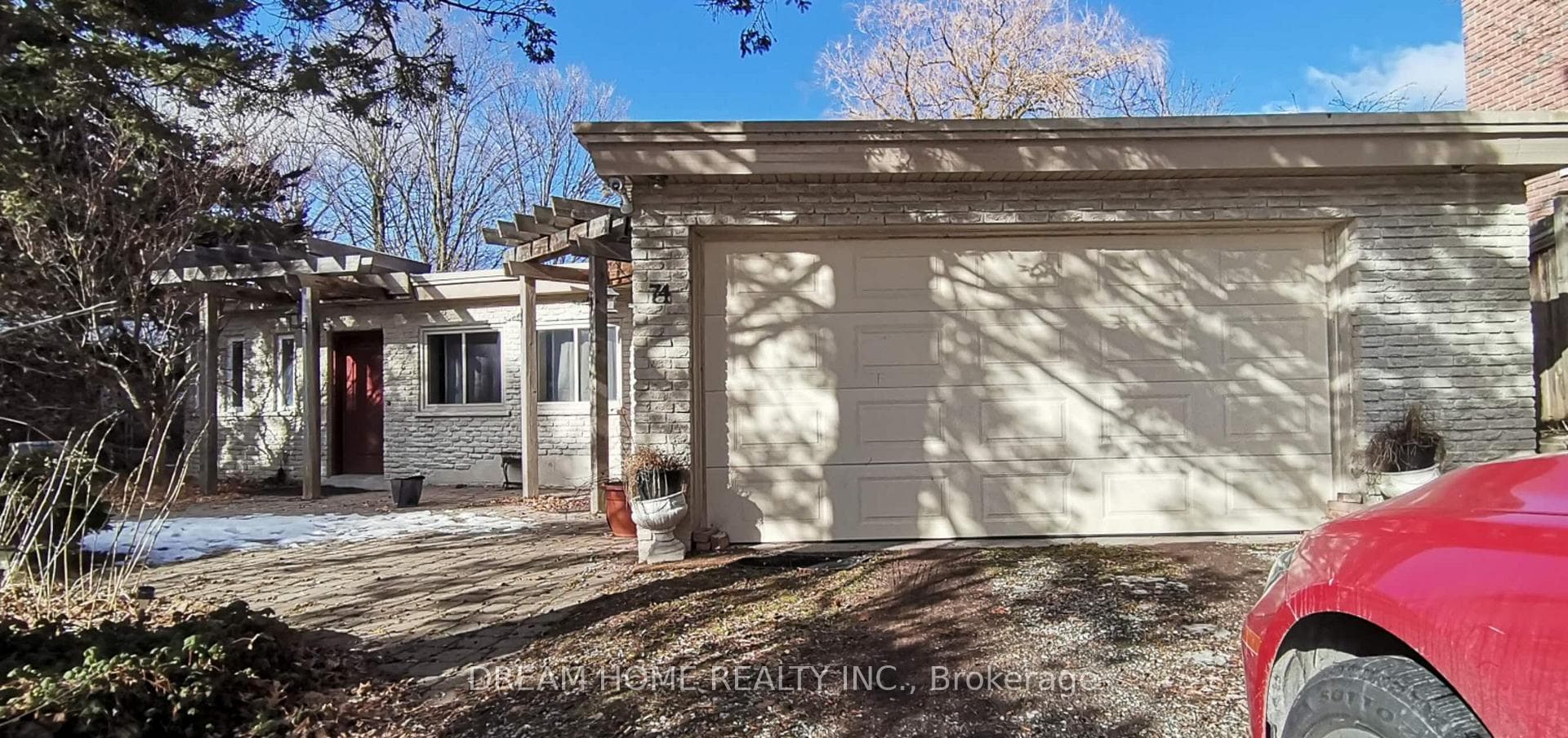 74 Lakeview Avenue photo 12