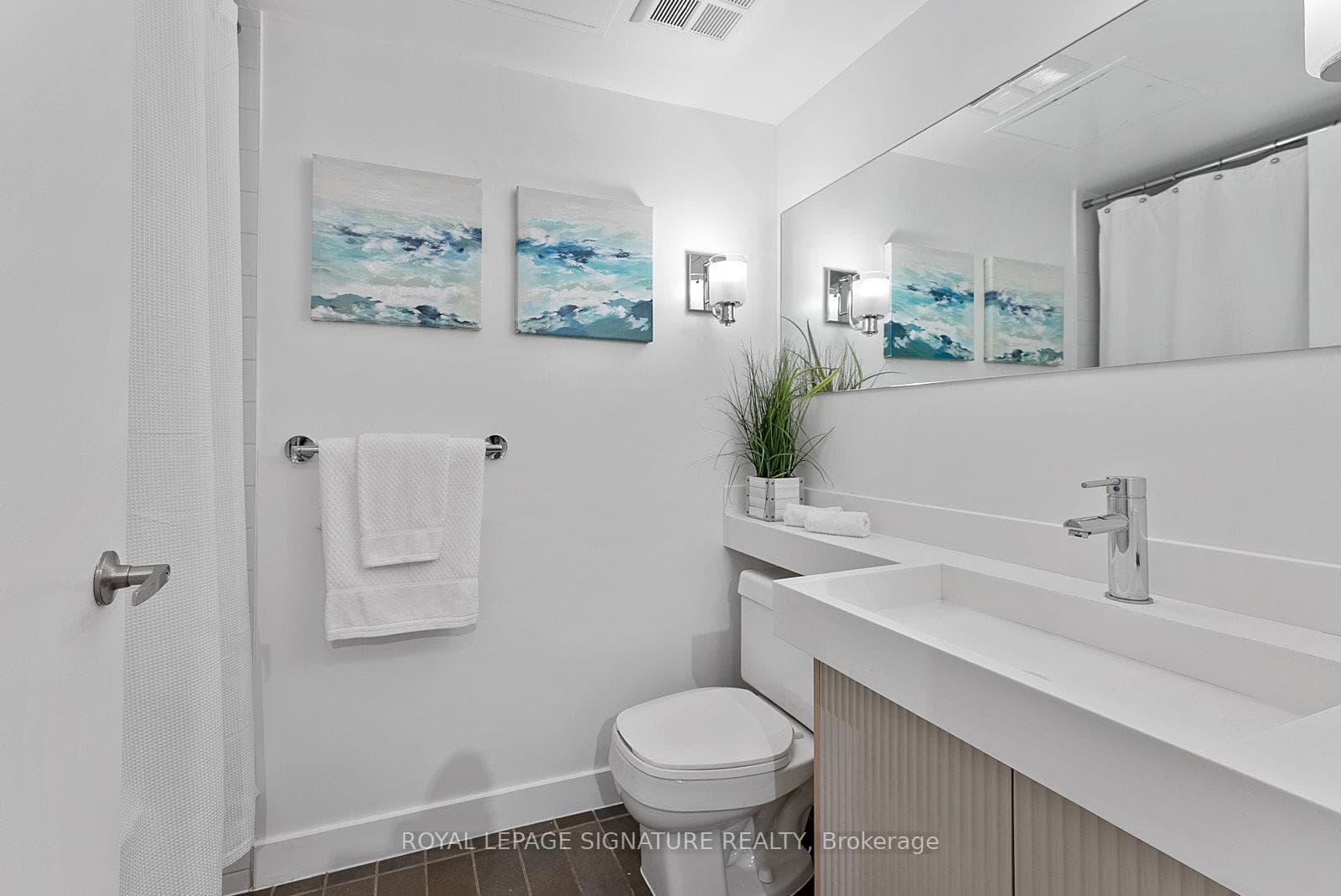 4K Spadina Avenue Unit 917 photo 21