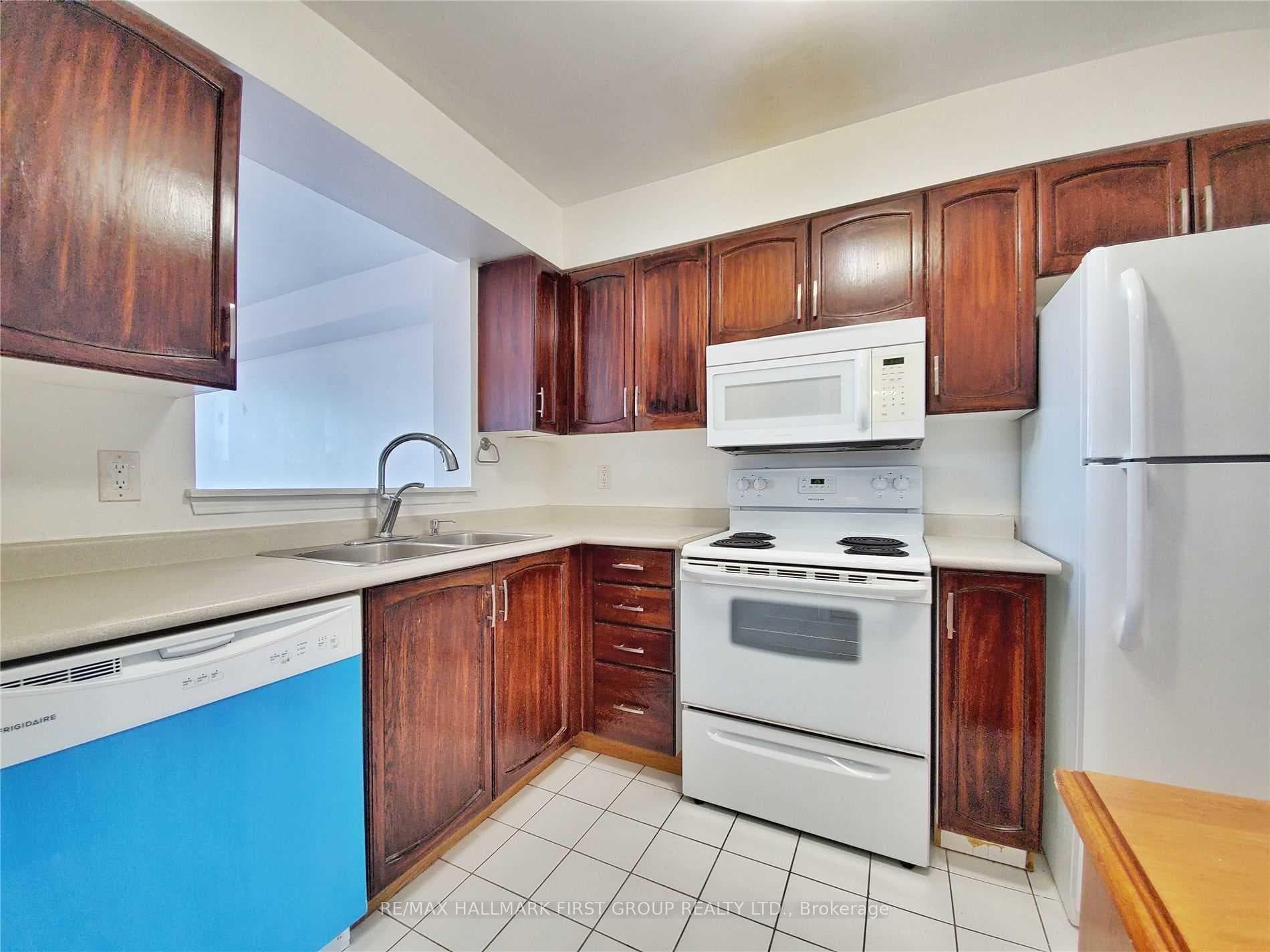 480 Mclevin Avenue Unit 705 photo 1