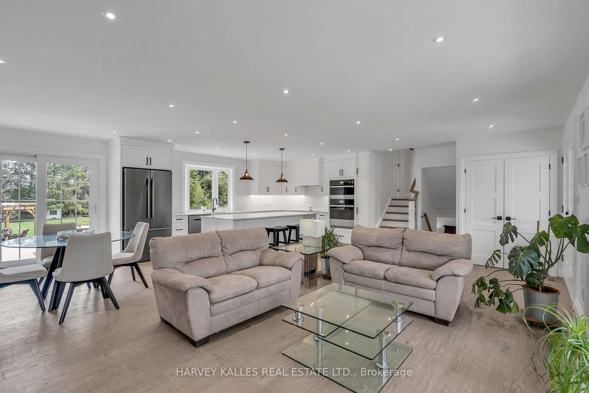 43 Sunnyridge Road photo 6