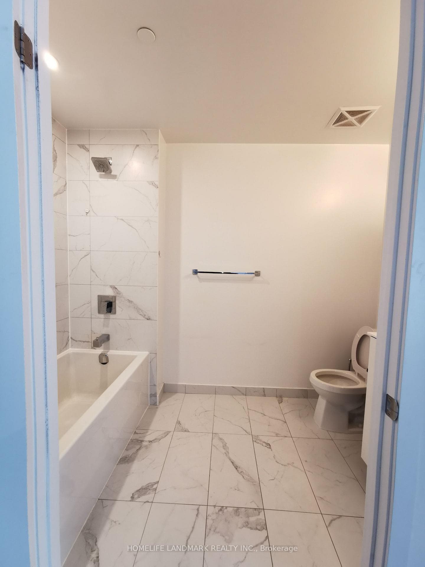 4065 Confederation Parkway Unit 2902 photo 6