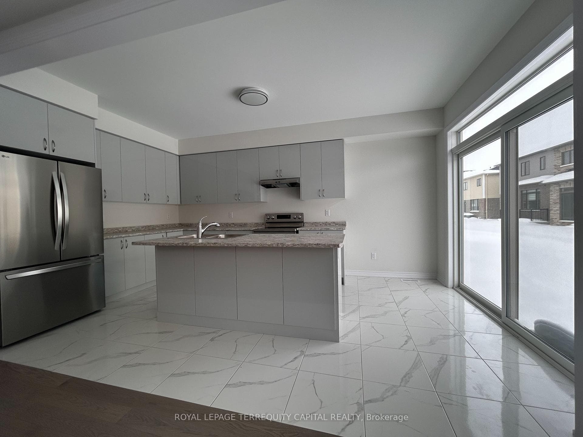 38 Prudhoe Terrace Unit Upper photo 3
