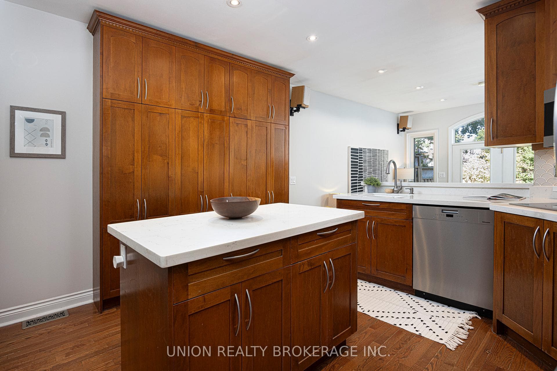 40 Norway Avenue photo 12