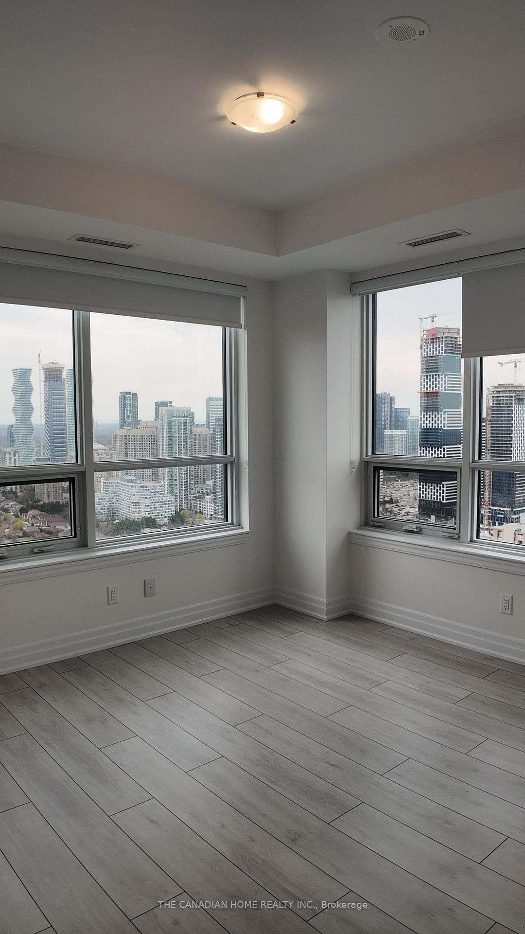 30 Elm Drive Unit 3810 photo 17
