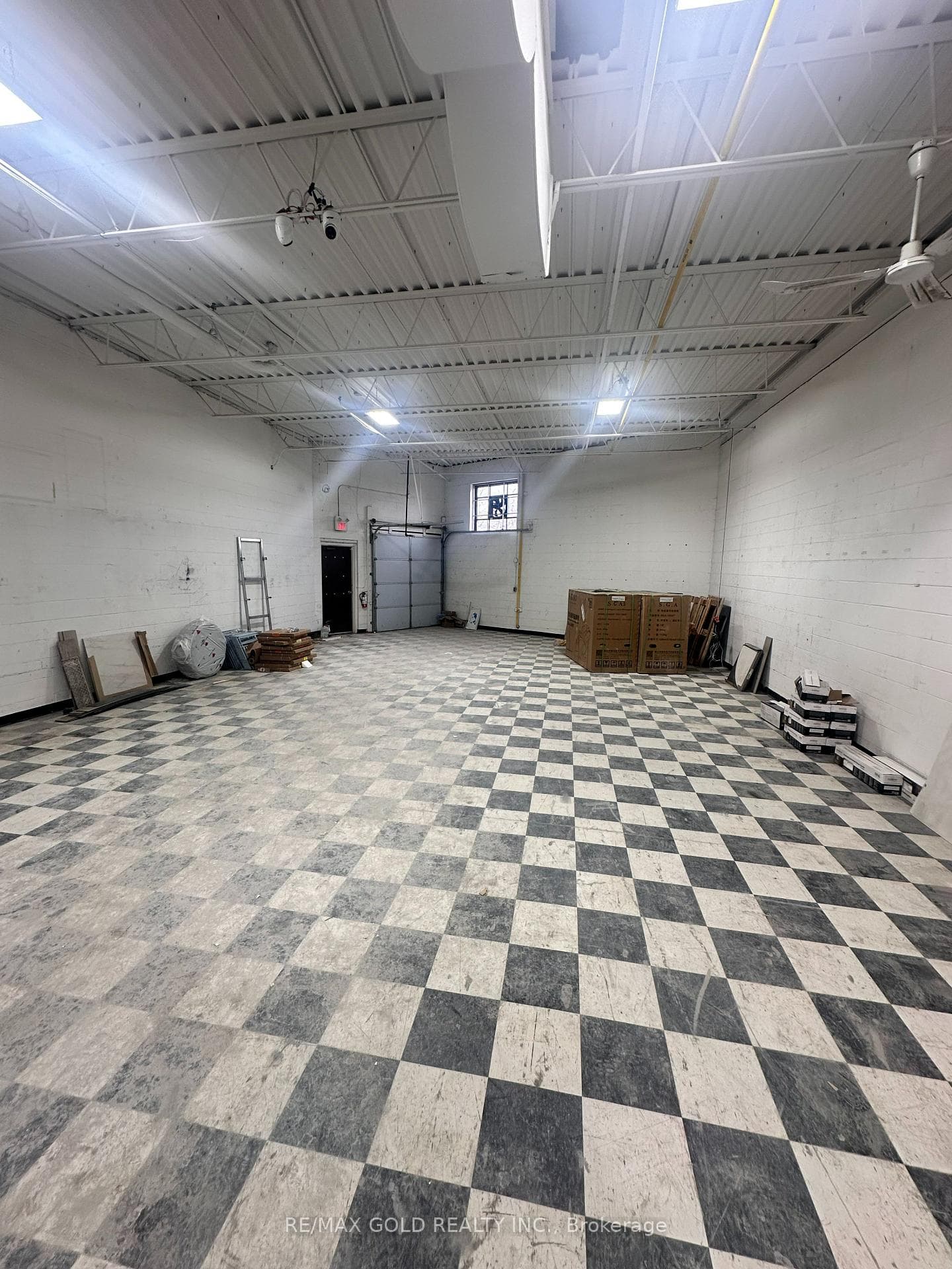 1200 Aerowood Drive Unit 12A photo 3