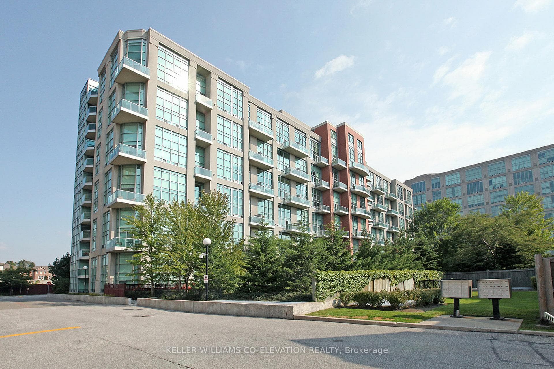 200 Manitoba Street Unit 412 photo 1