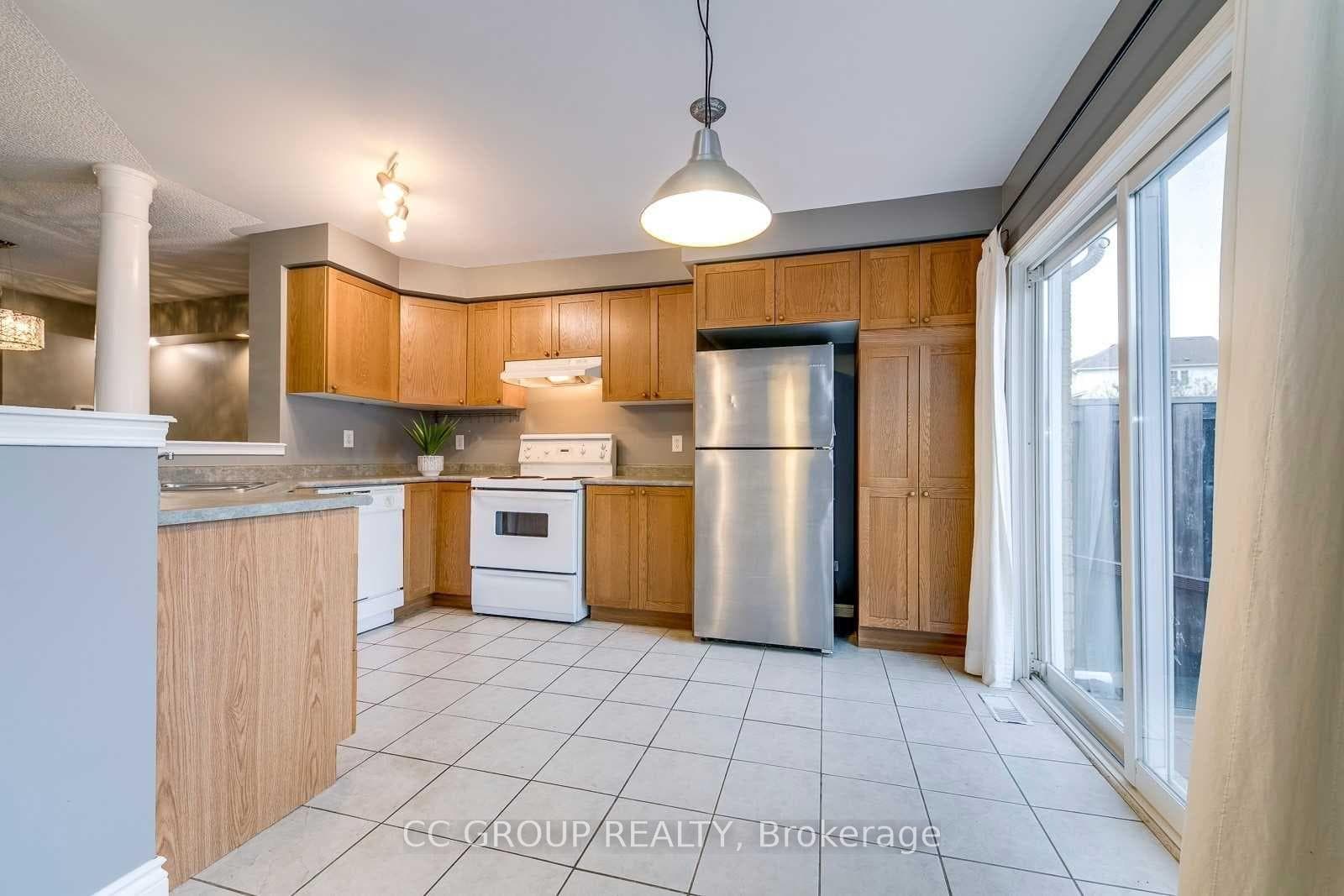 2153 Baronwood Drive photo 9