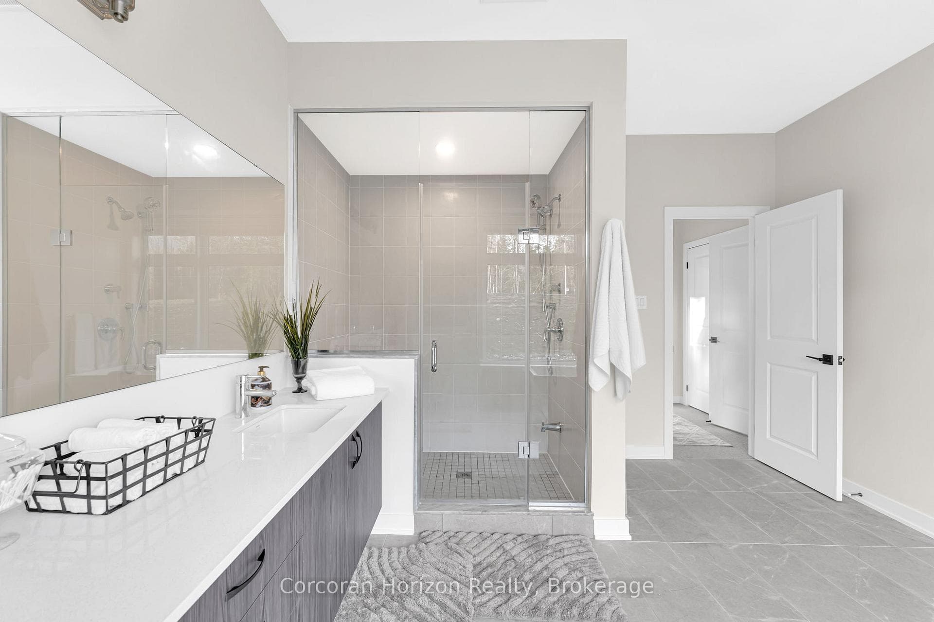 1008 Napier Court photo 22