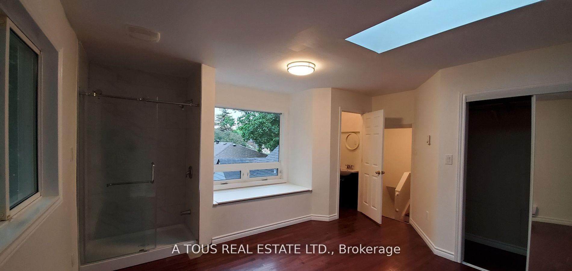 12 Armstrong Street photo 14