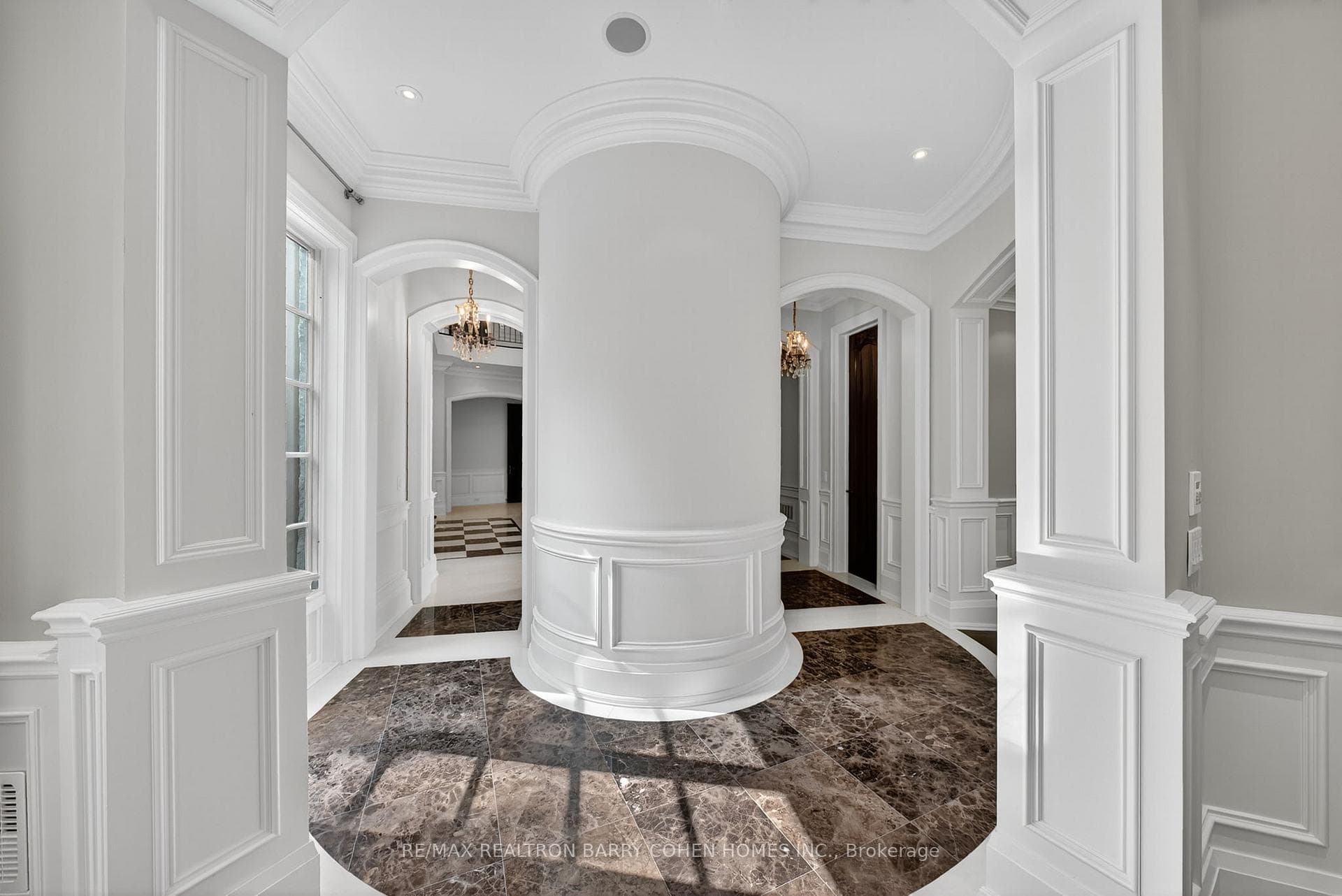 36 Old Yonge Street photo 21