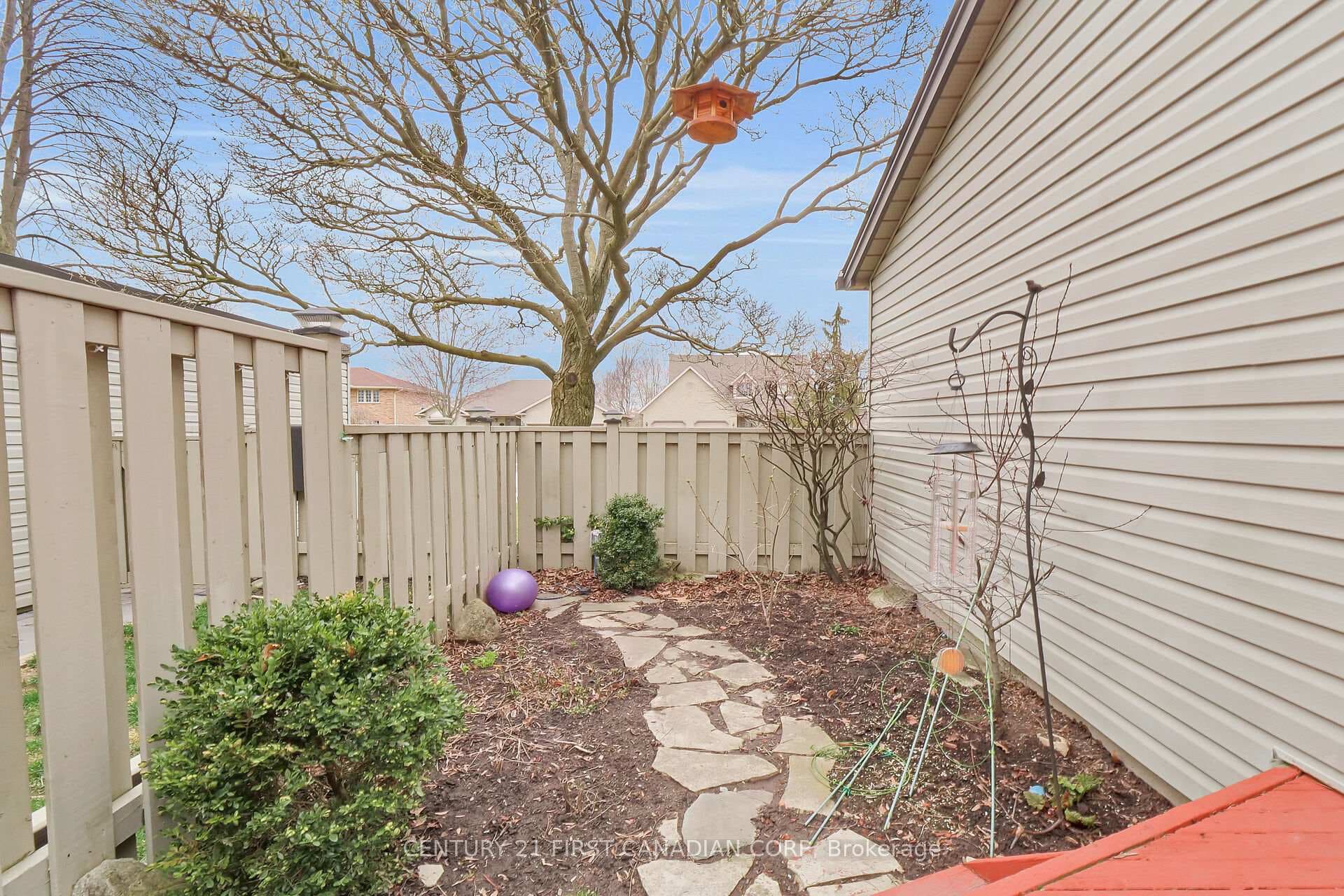 153 mcmaster Drive photo 39