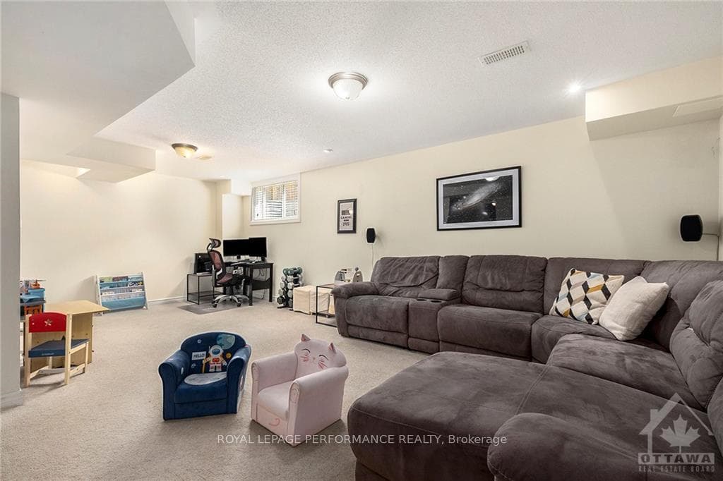 479 HARVEST VALLEY Avenue photo 24