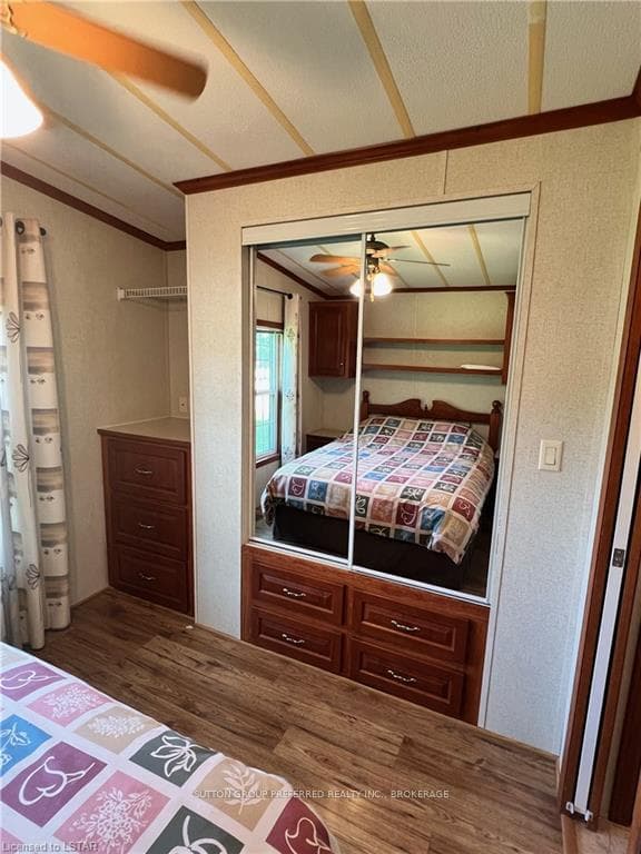 22790 AMIENS Road Unit 44 photo 18
