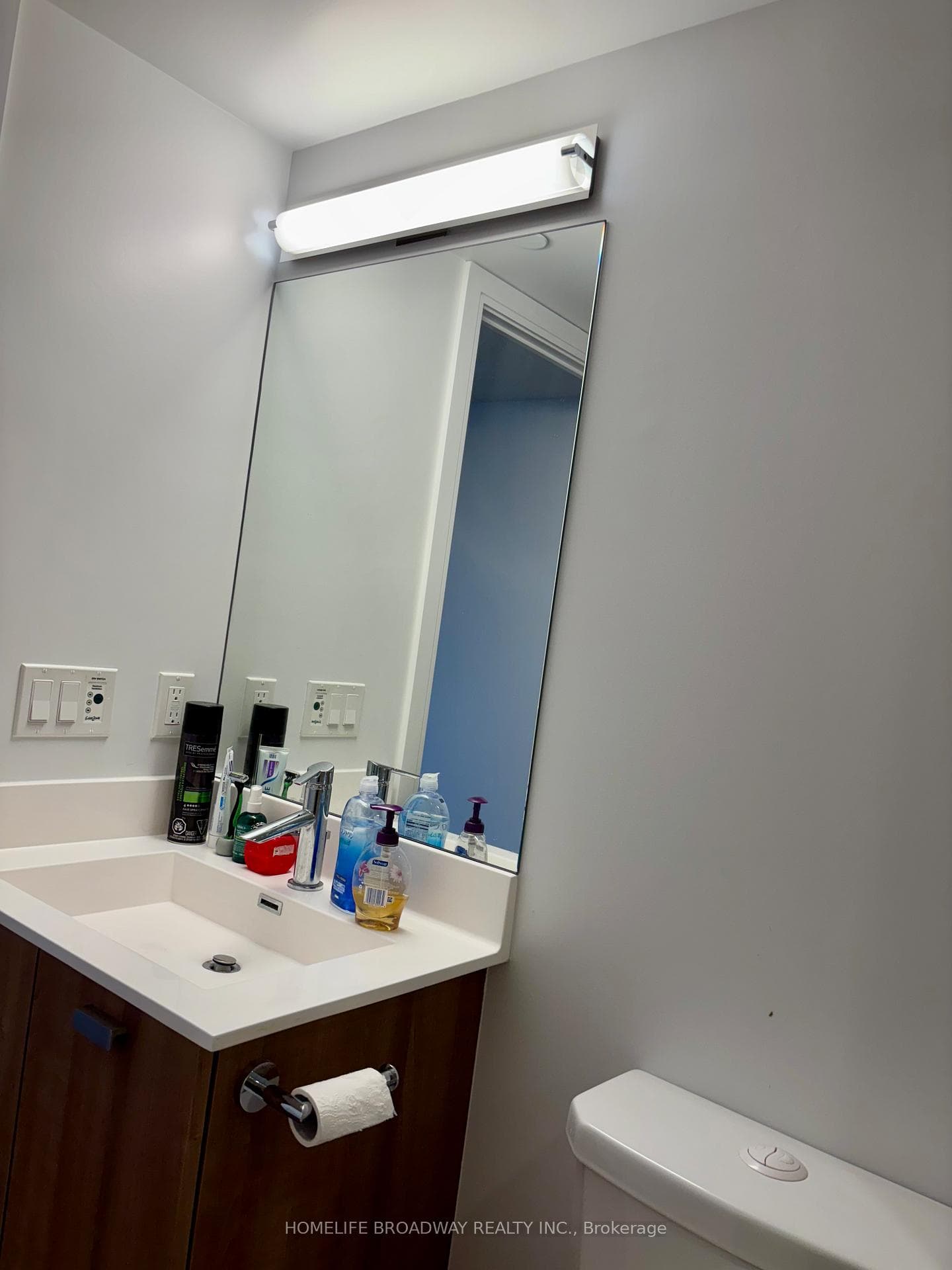 275 Village Green Square Unit 2718 photo 16