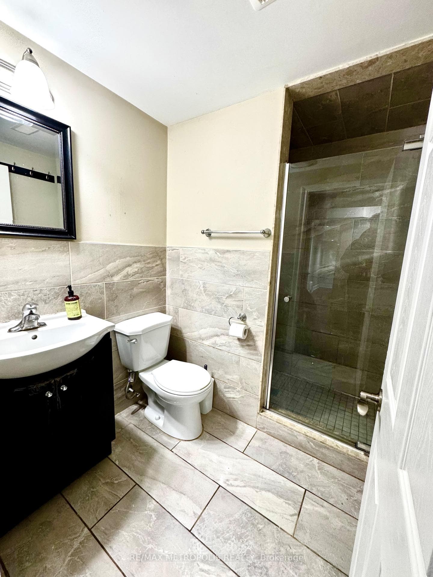 11 Wynview Street Unit Bsmt photo 8