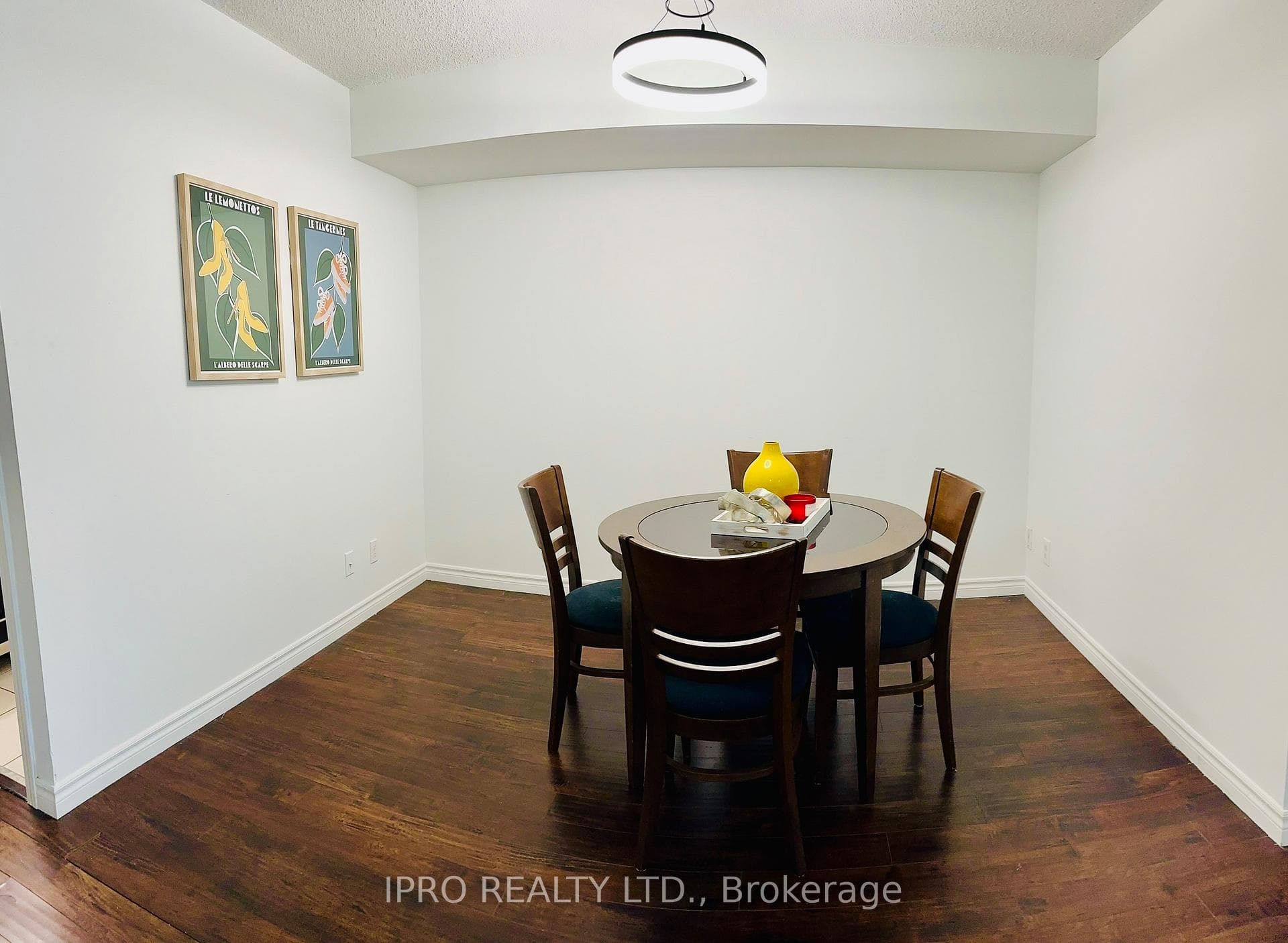 30 Grand Trunk Crescent Unit 2015 photo 12