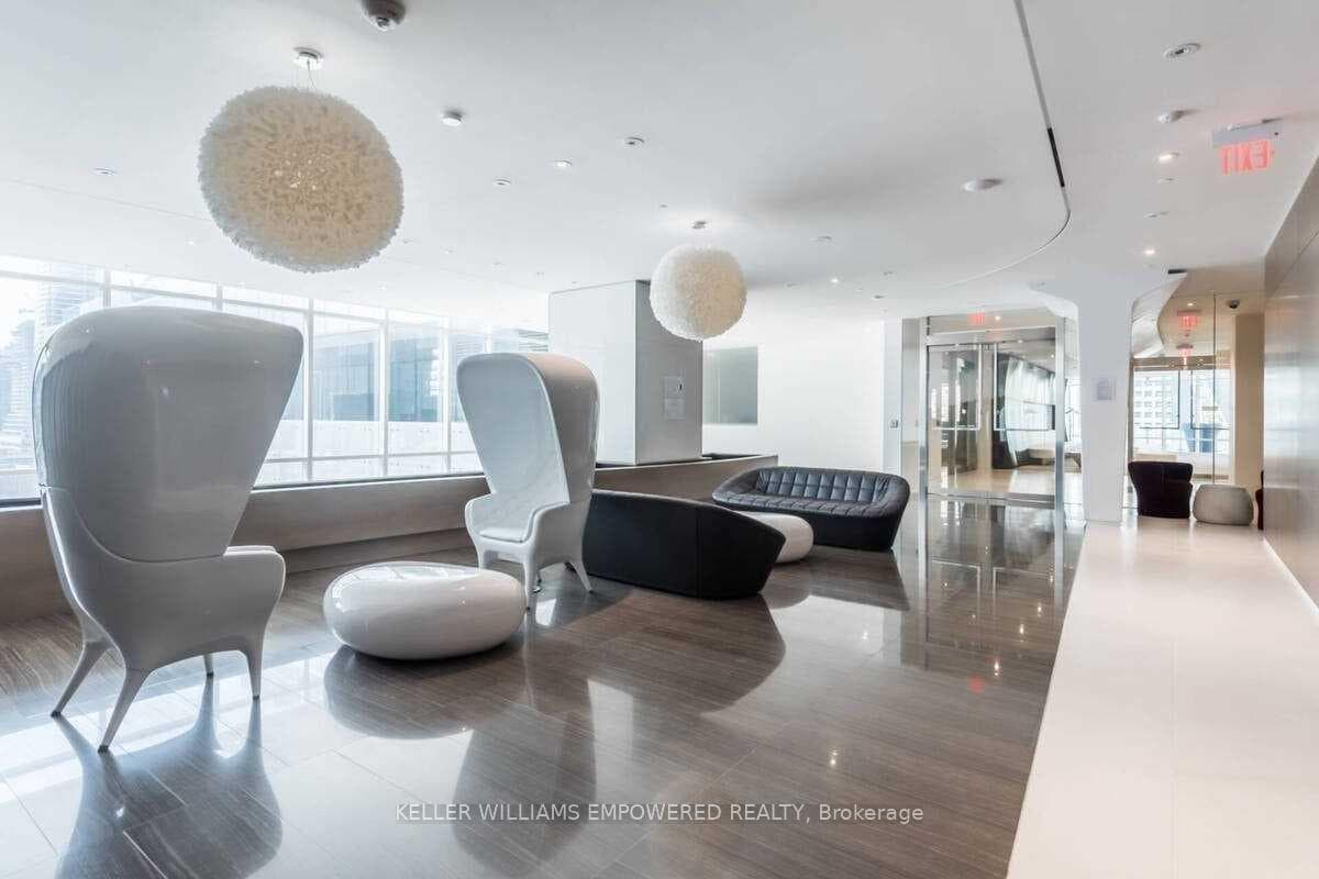 1 Bloor Street Unit 5408 photo 22