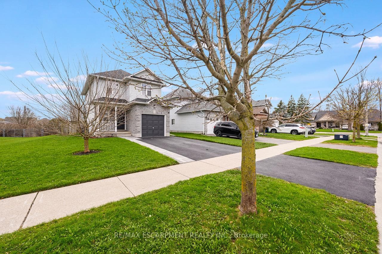 255 Hilltop Drive photo 2