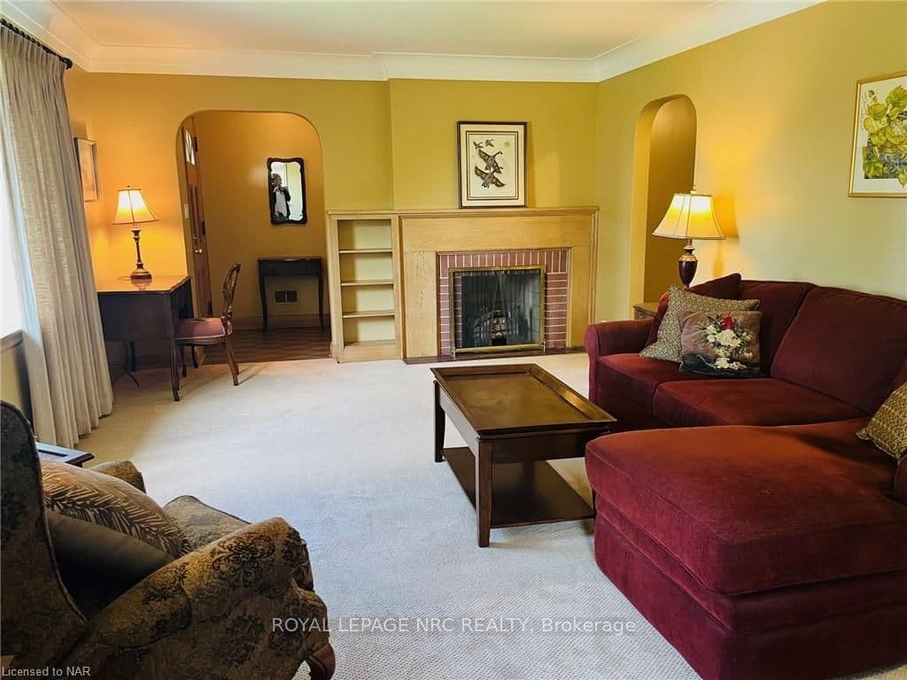 67 CLARE Avenue photo 9