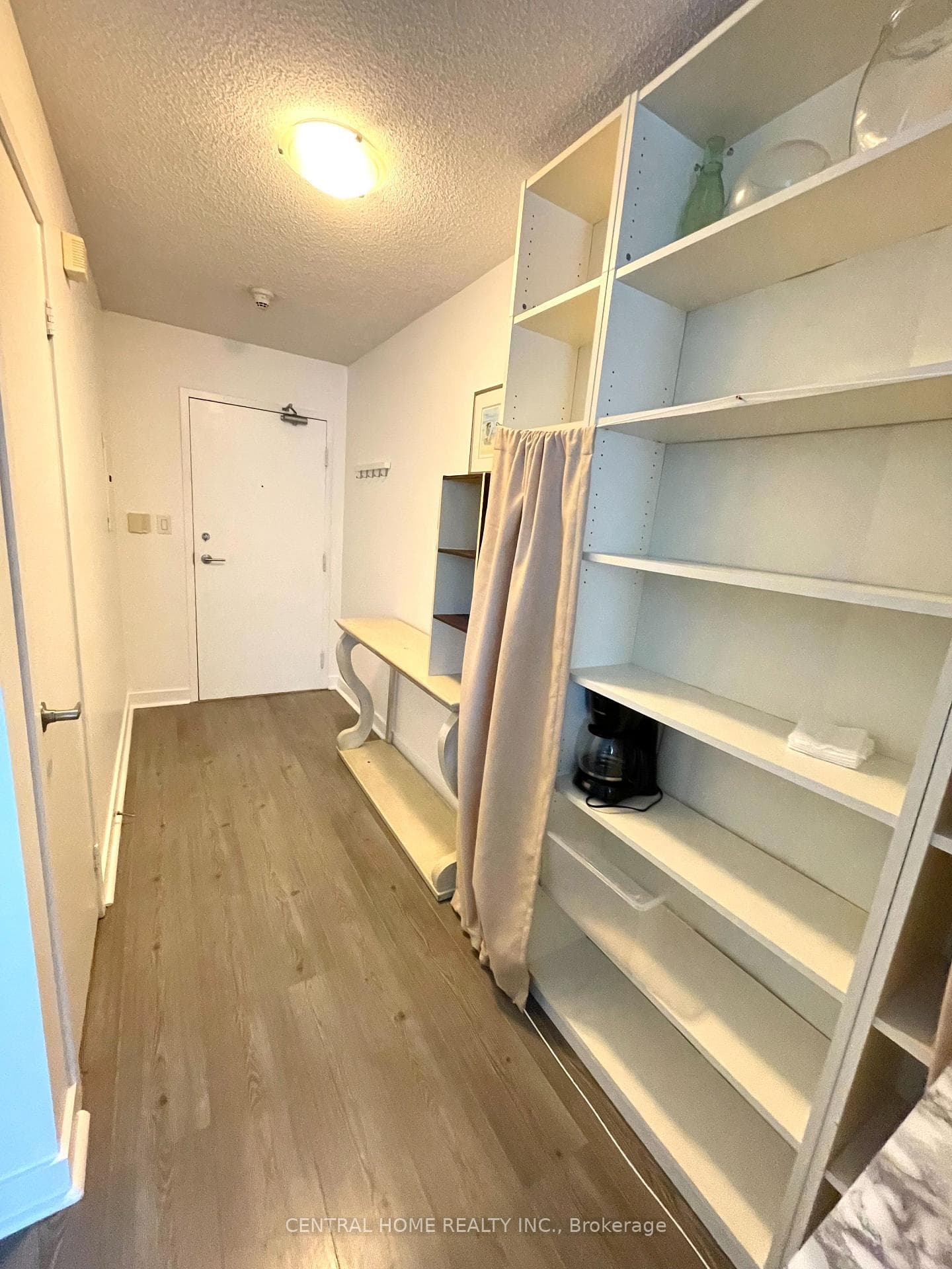 4K Spadina Avenue Unit 729 photo 10