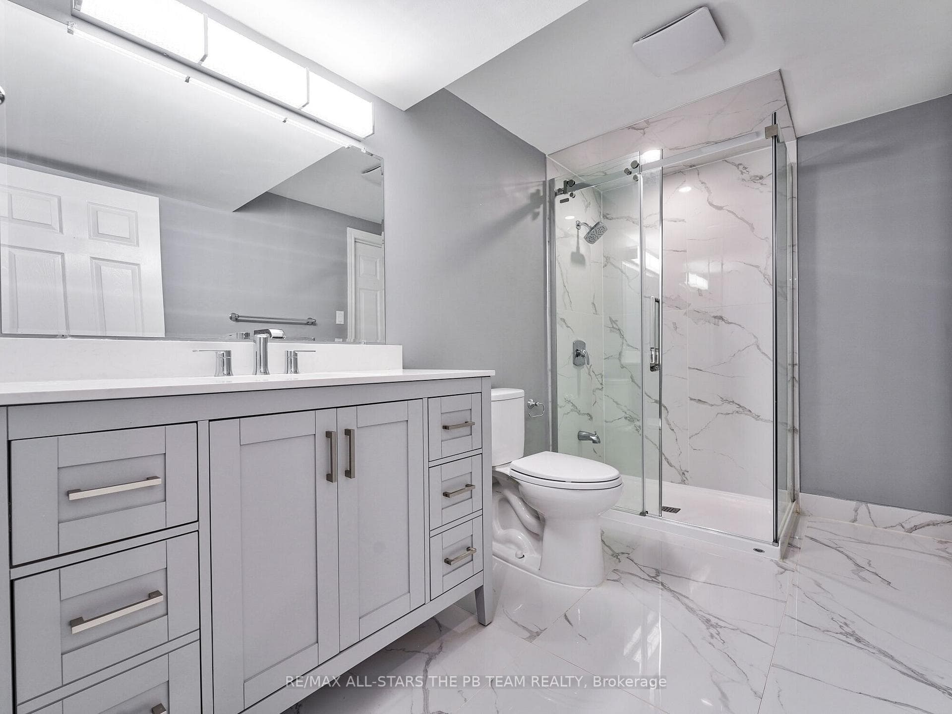 2227 Rodick Road photo 34