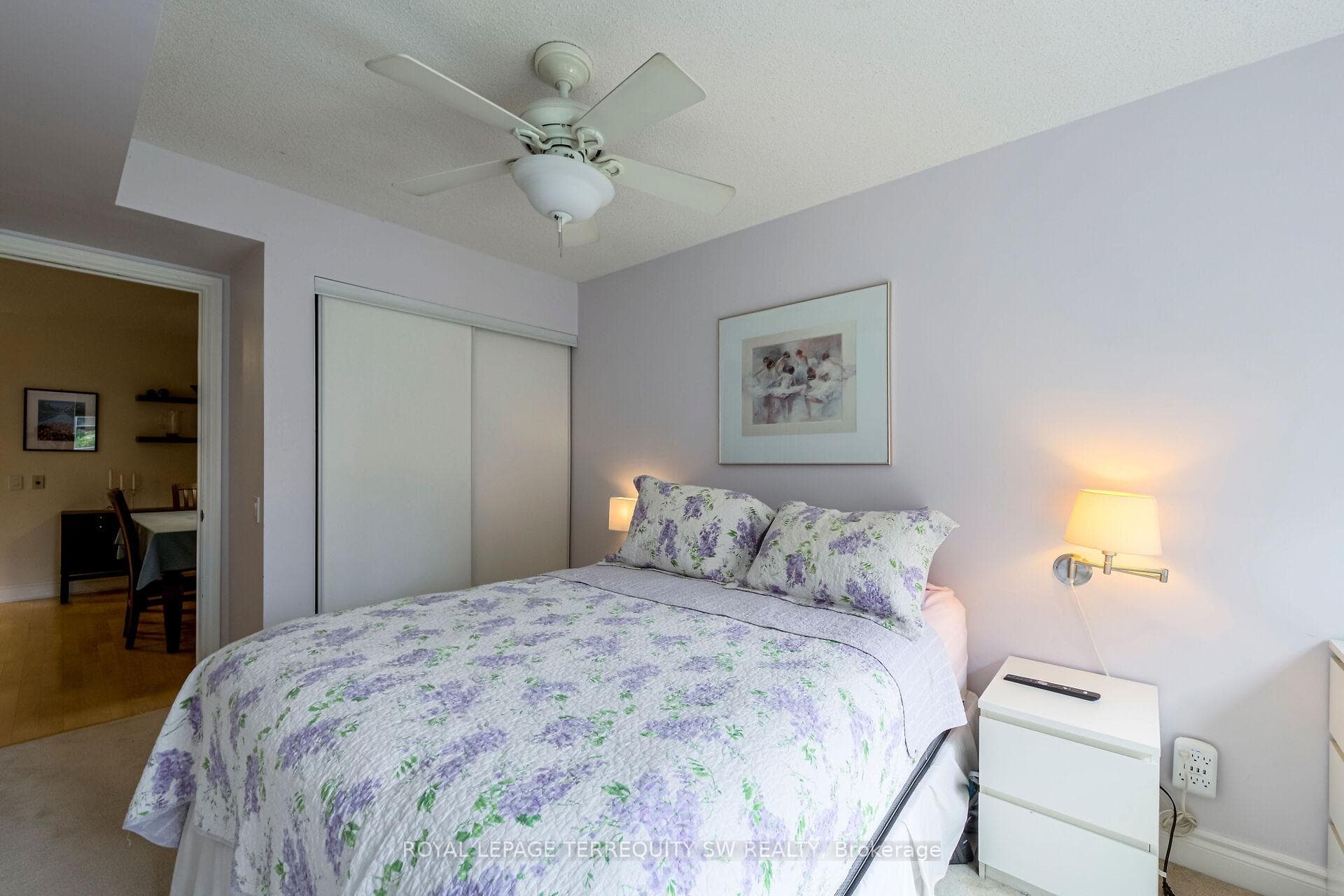 123 Eglinton Avenue Unit 206 photo 20