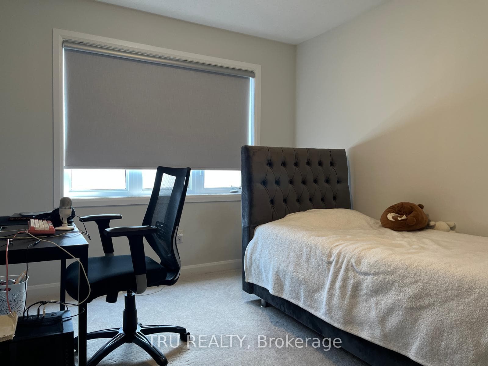 919 Athenry Court photo 31