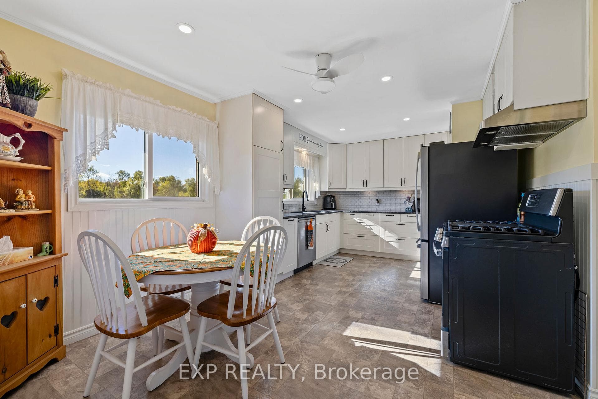 1637 Windham 7, R. R. #3 Road photo 8