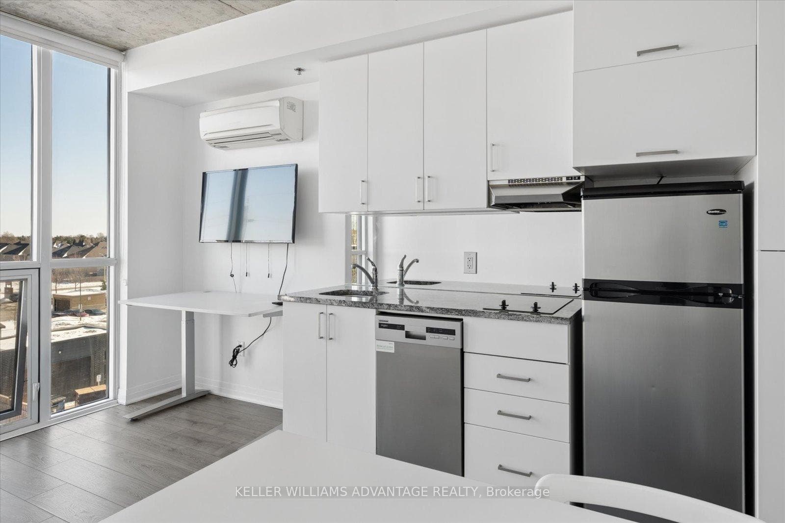 1900 Simcoe Street Unit 434 photo 8