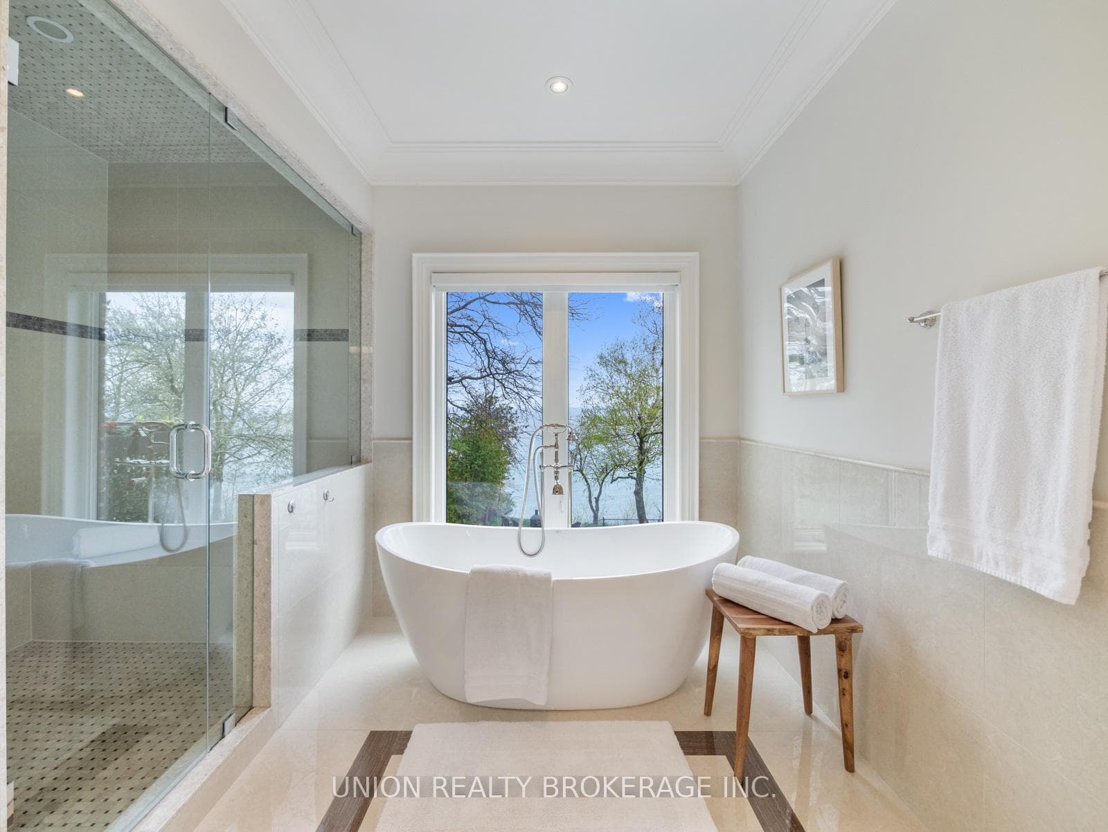 Primary Ensuite