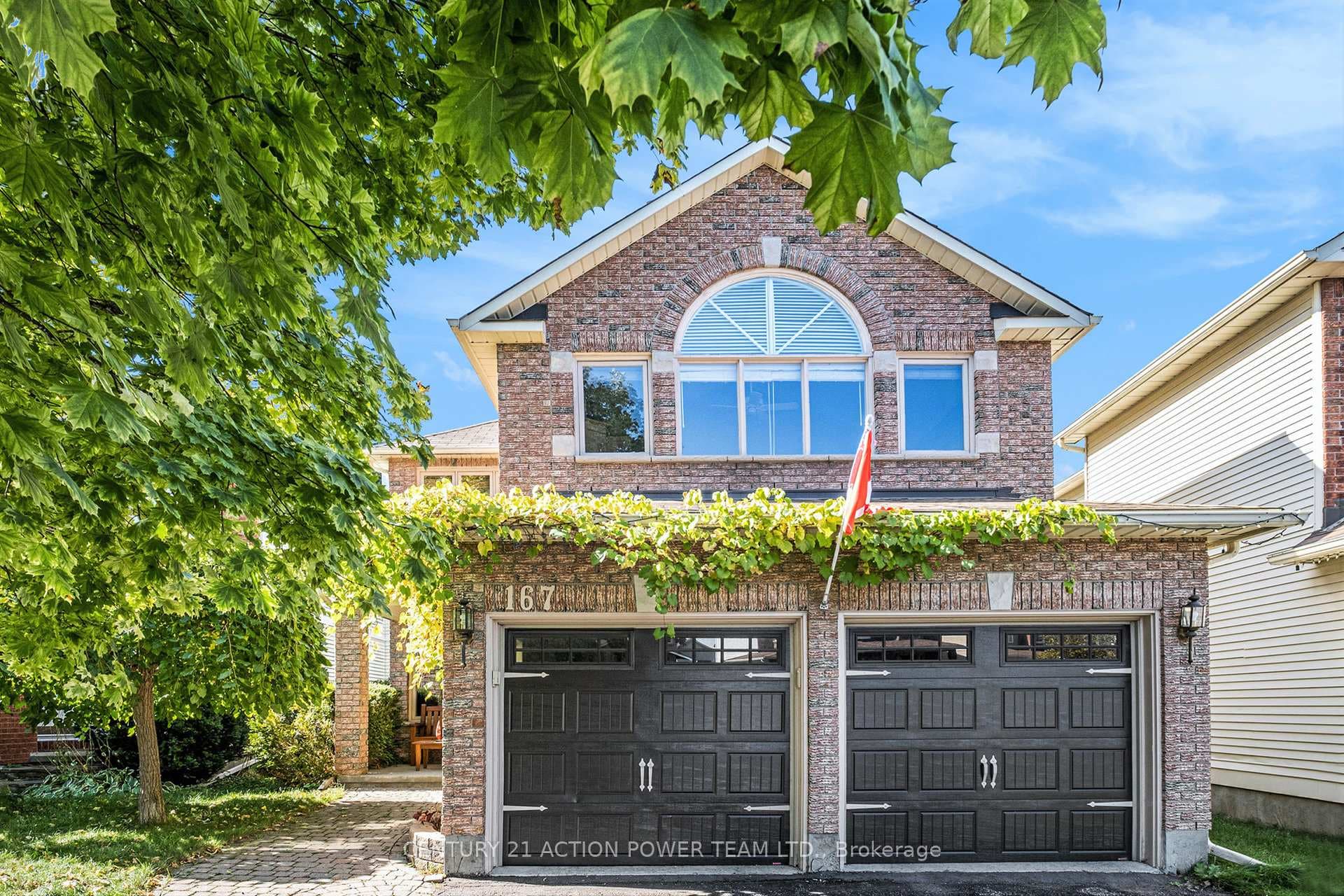 167 GRENADIER Way photo 3