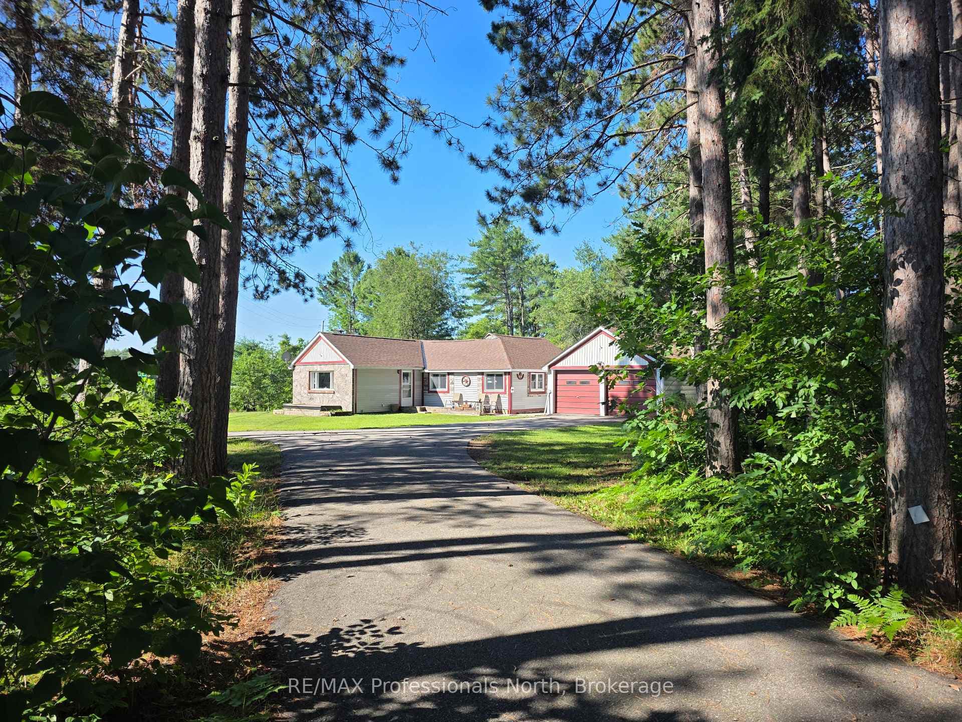 1007 West Road photo 1